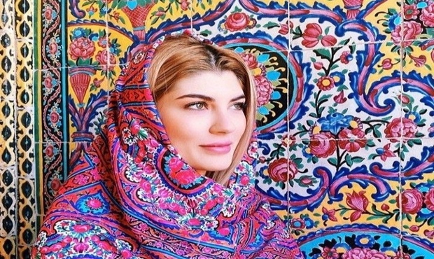 توجه به فرهنگ و آداب و رسوم