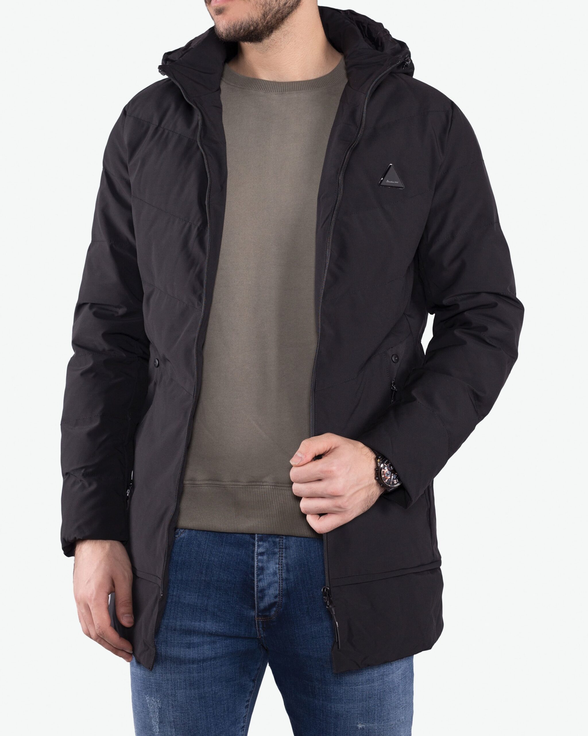 کاپشن دوخت‌دار کانی‌راش - مشکی - روبه‌رو۲