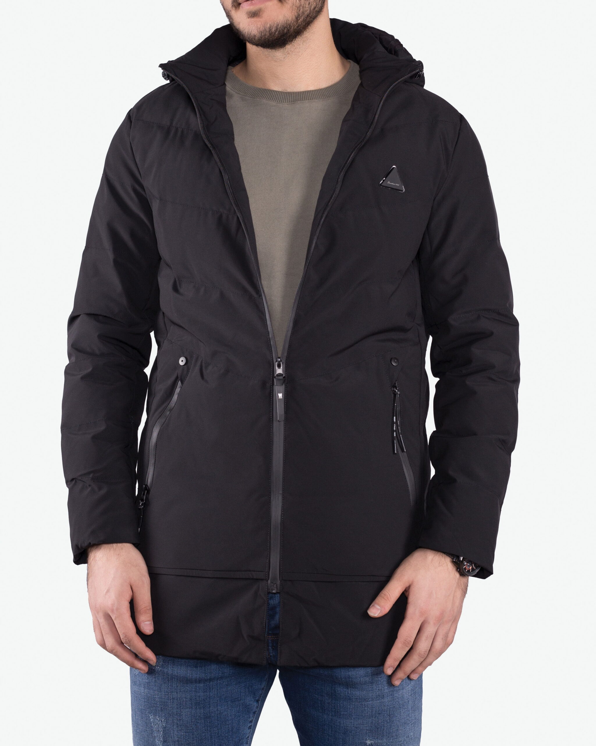 کاپشن دوخت‌دار کانی‌راش - مشکی - روبه‌رو۱