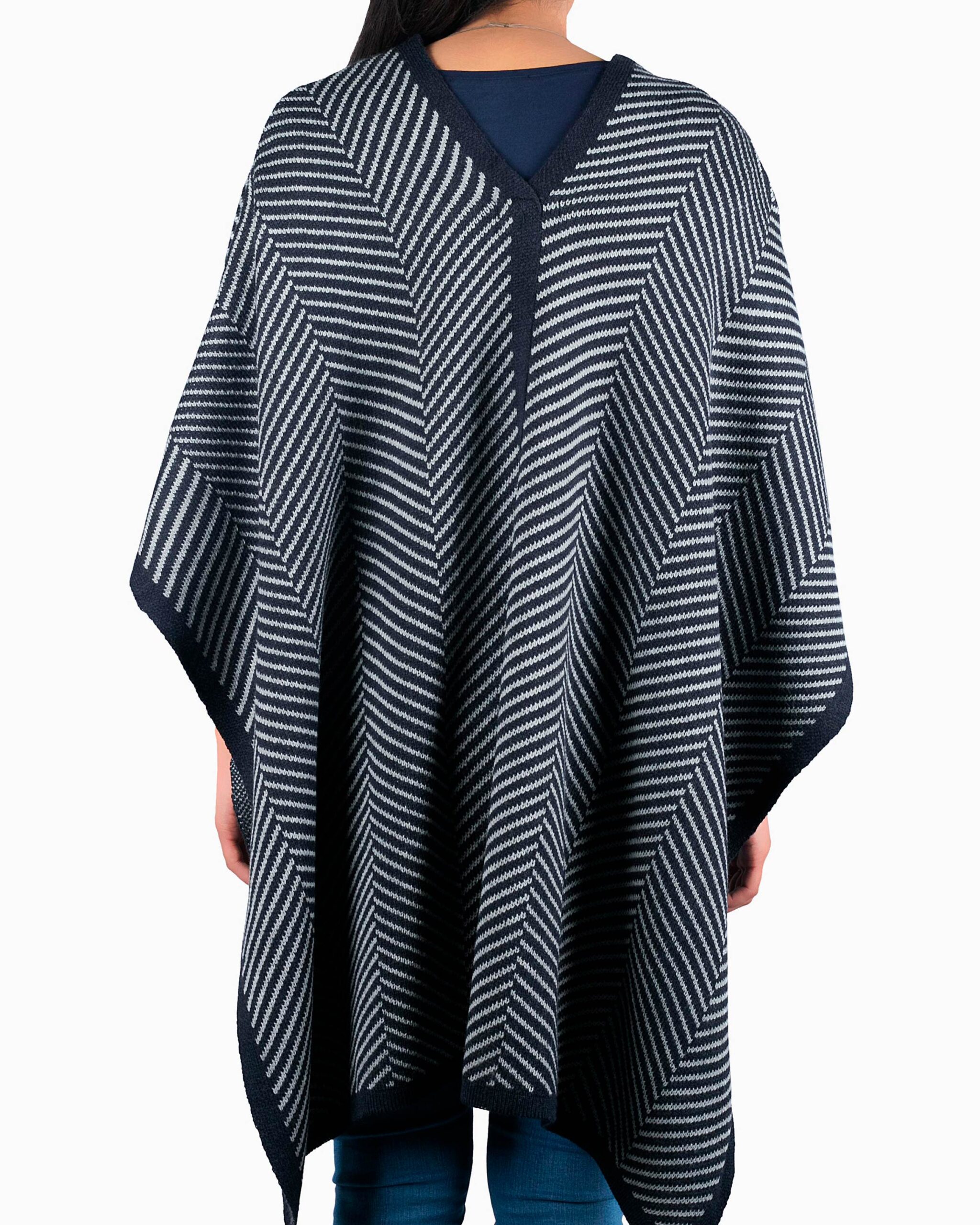 پانچو بافت زنانه پاییزه سرمه ای راه راه جلو باز - سرمه‌ ای - پشت