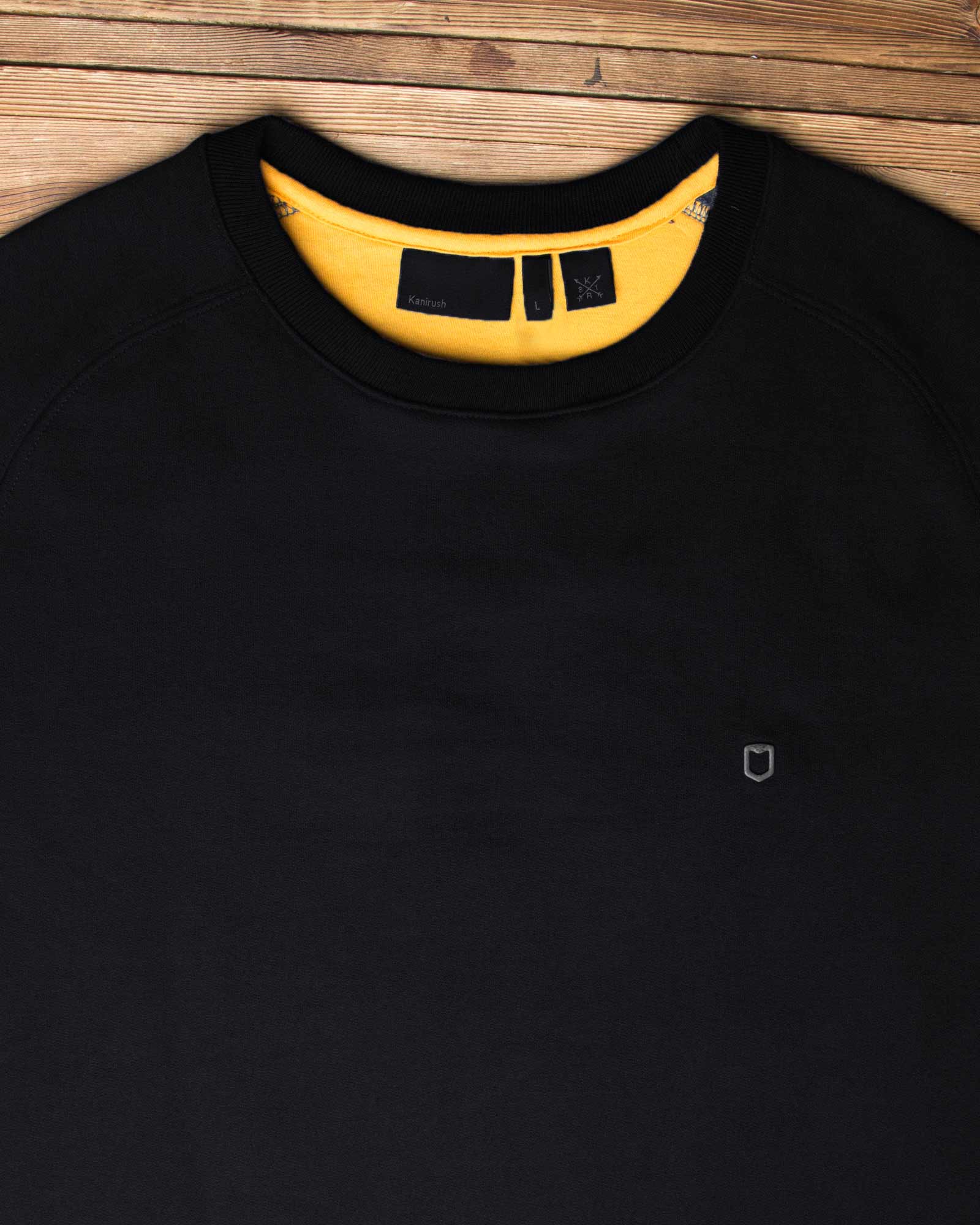 پلیور ساده‌ی مردانه‌ - مشکی - یقه