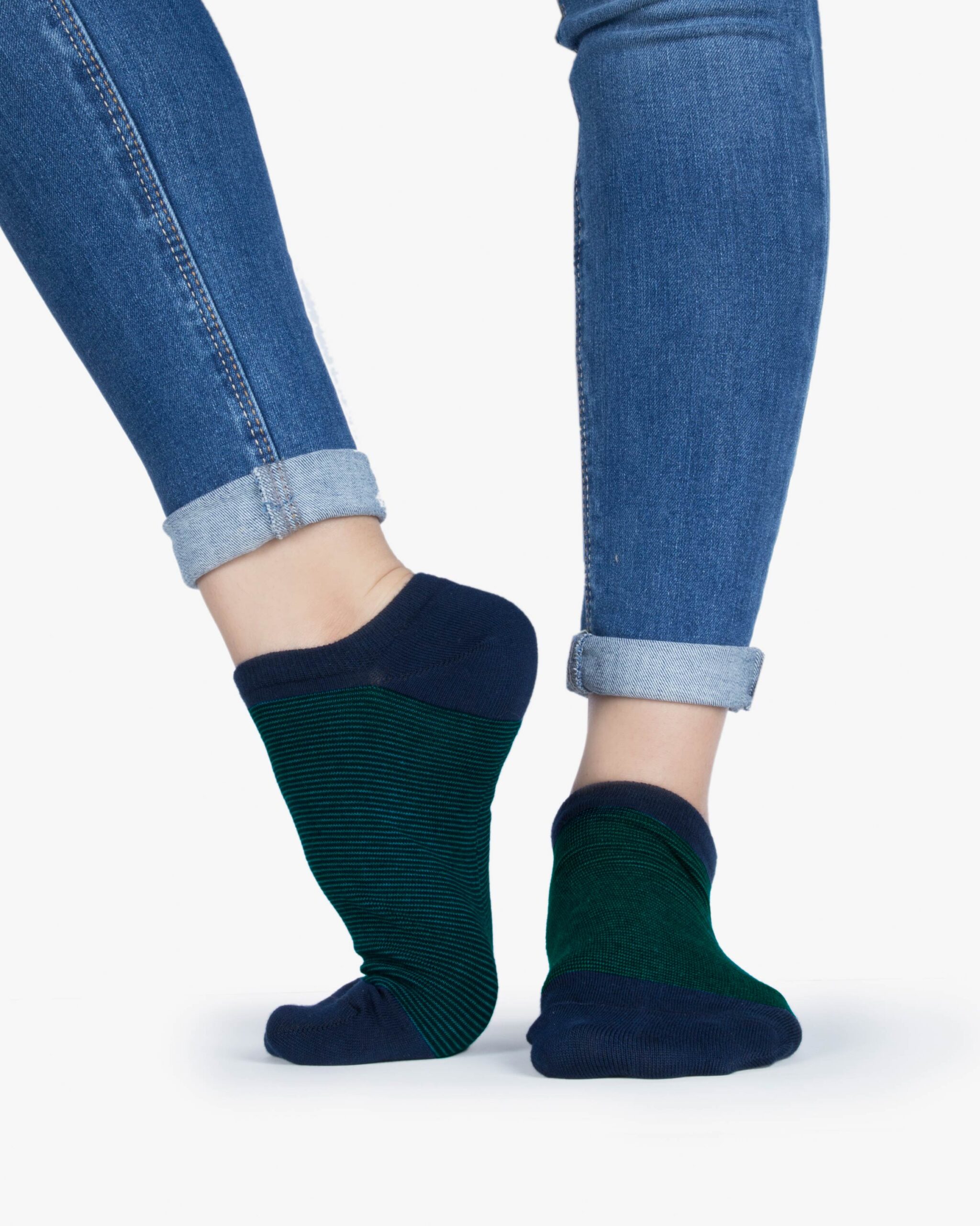 جوراب نخی راه راه - سبز - روبه‌رو۱