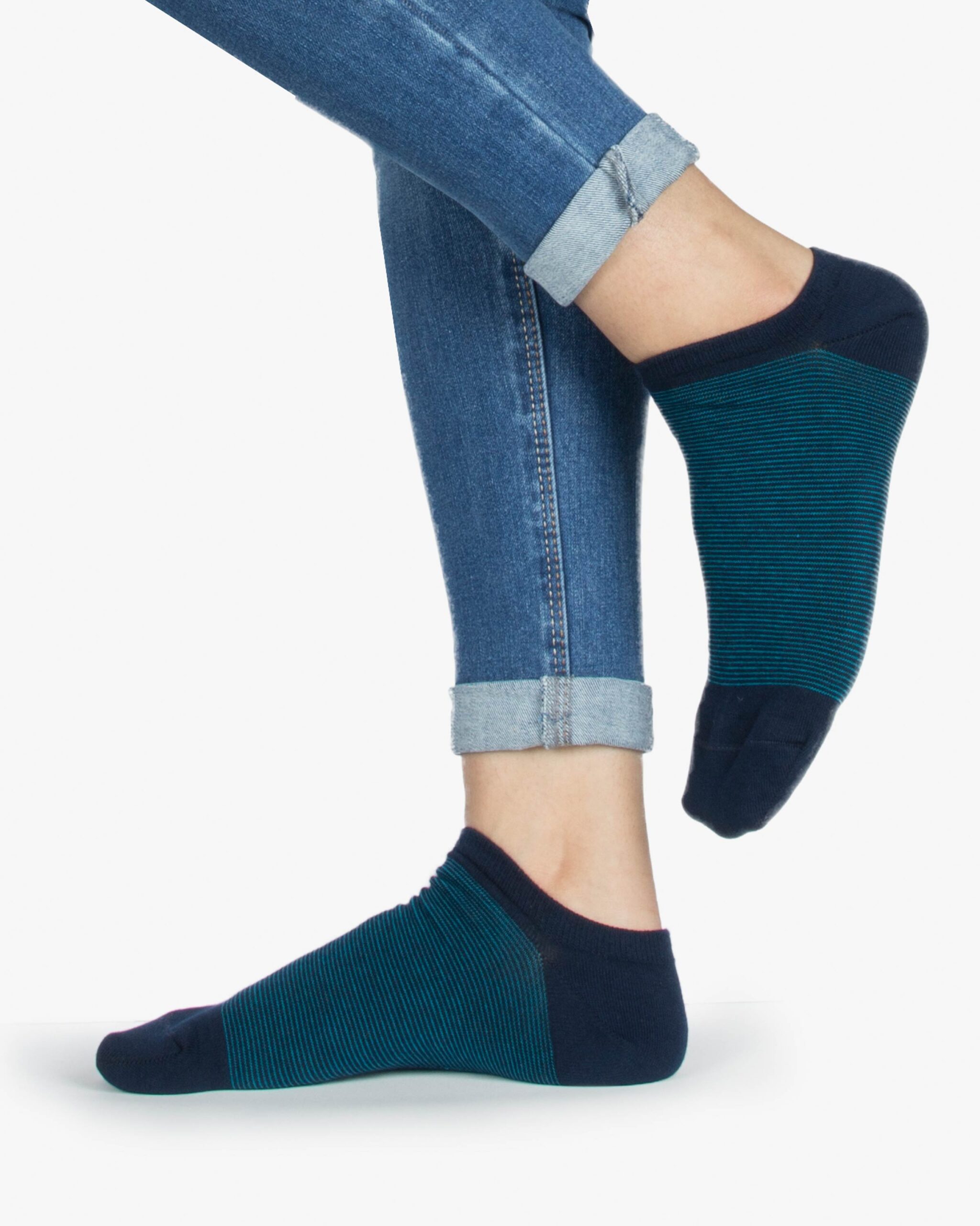 جوراب نخی راه راه - آبی روشن - روبه‌رو۱