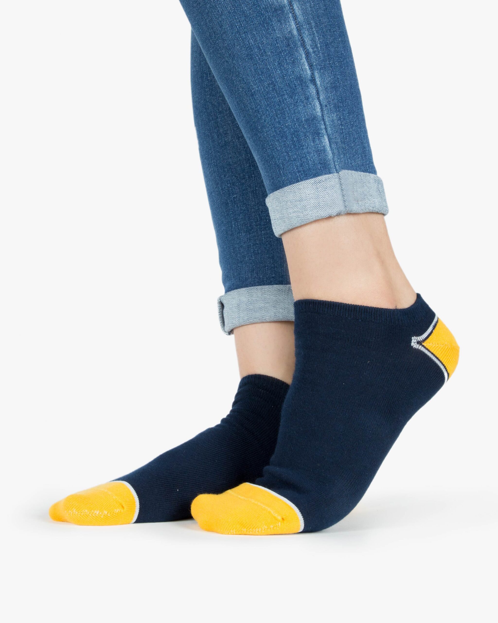 جوراب نخی طرحدار - زرد - روبه‌رو۱