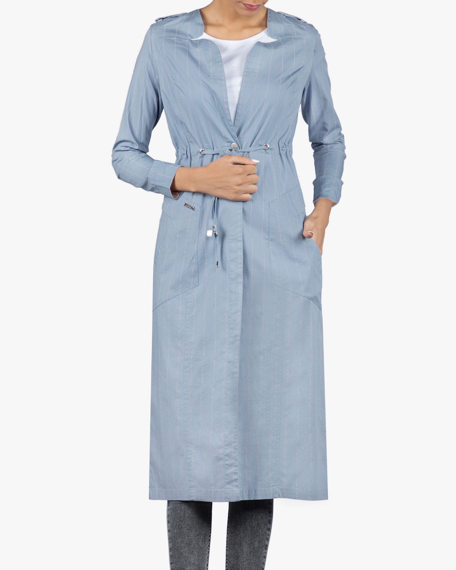 مانتو بلند نخی کشی راه راه زنانه جلو باز - آبی روشن - جلو