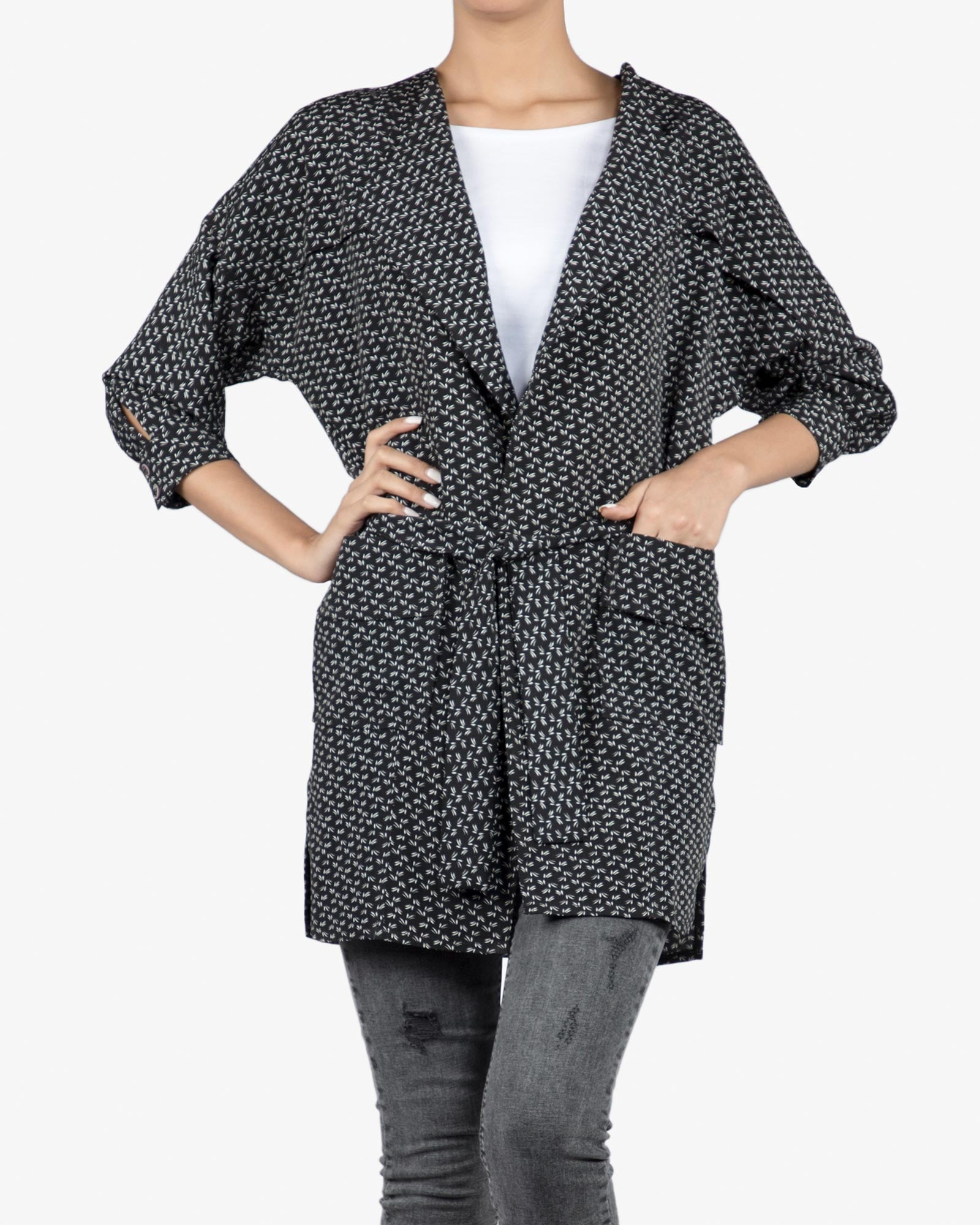 مانتو کرپ کوتاه طرح دار زنانه جلو باز - مشکی - رو به رو