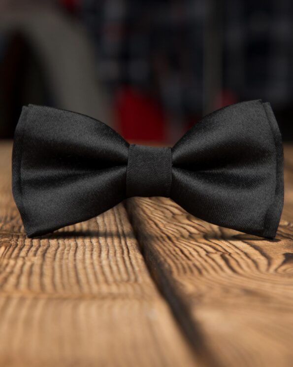 پاپیون ساتن مشکی مردانه ساده - مشکی - رو به رو