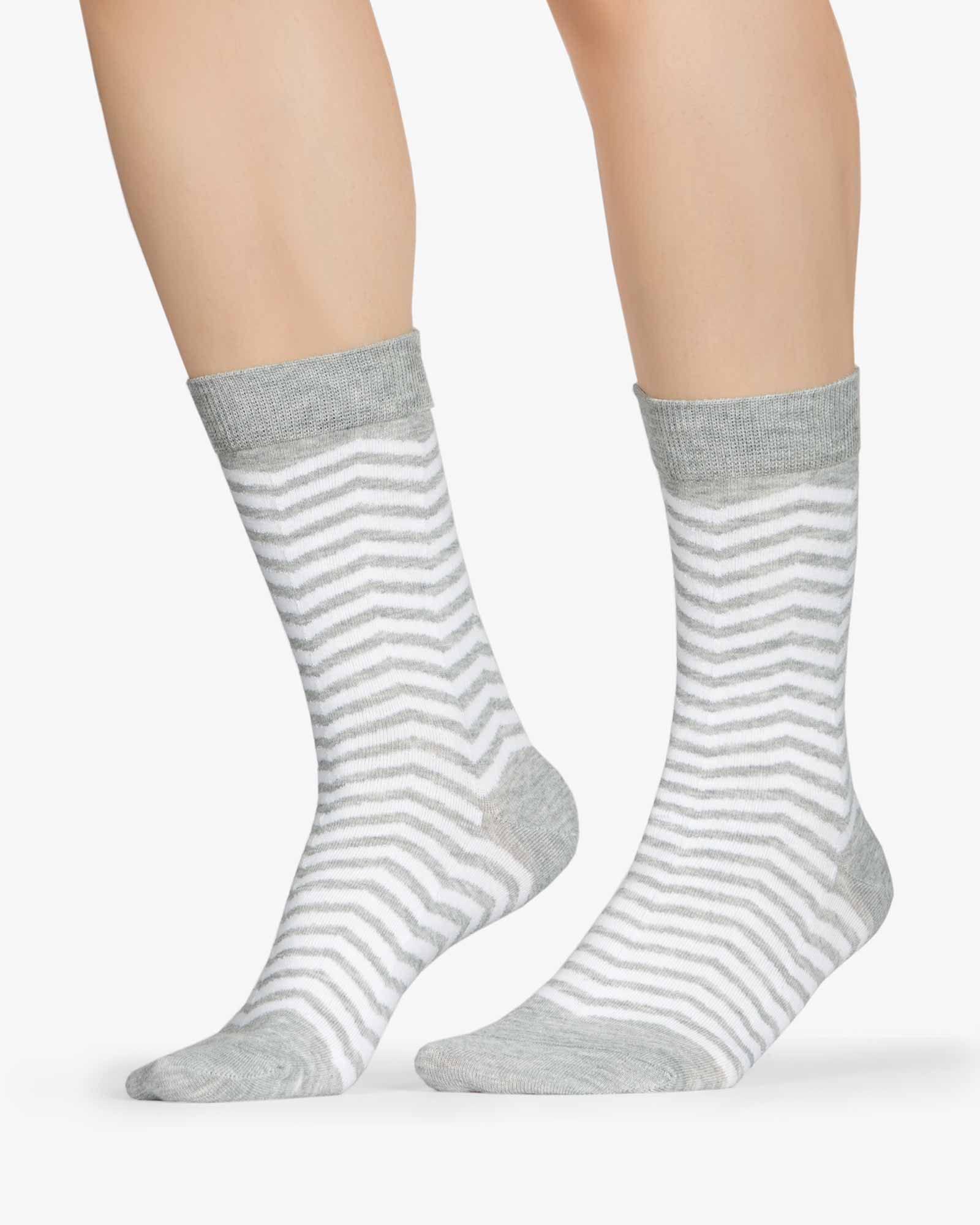 جوراب راه راه نخی ساق دار - سفید - بغل