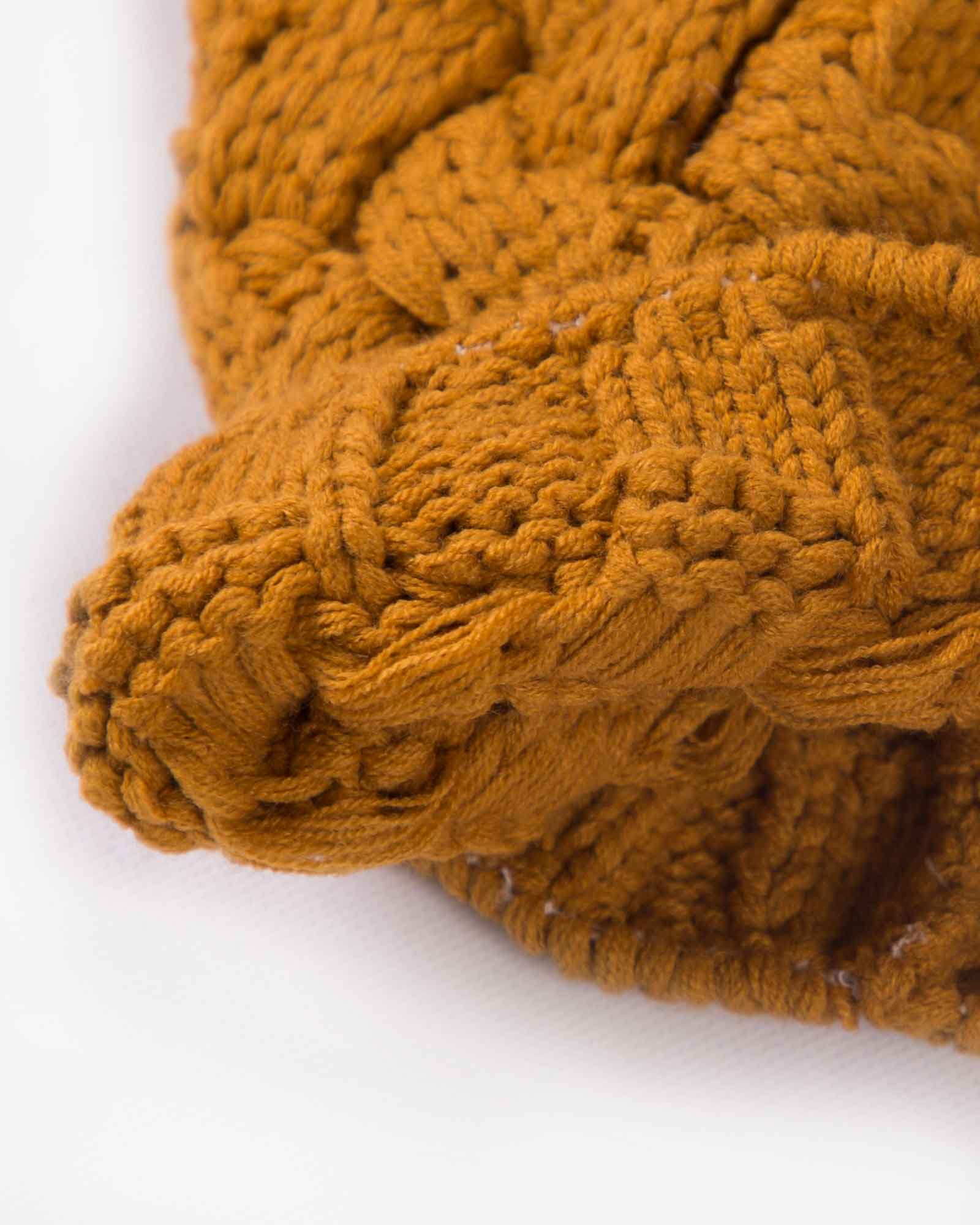 شال گردن و کلاه بافت طرح حصیری - خردلی - کلاه