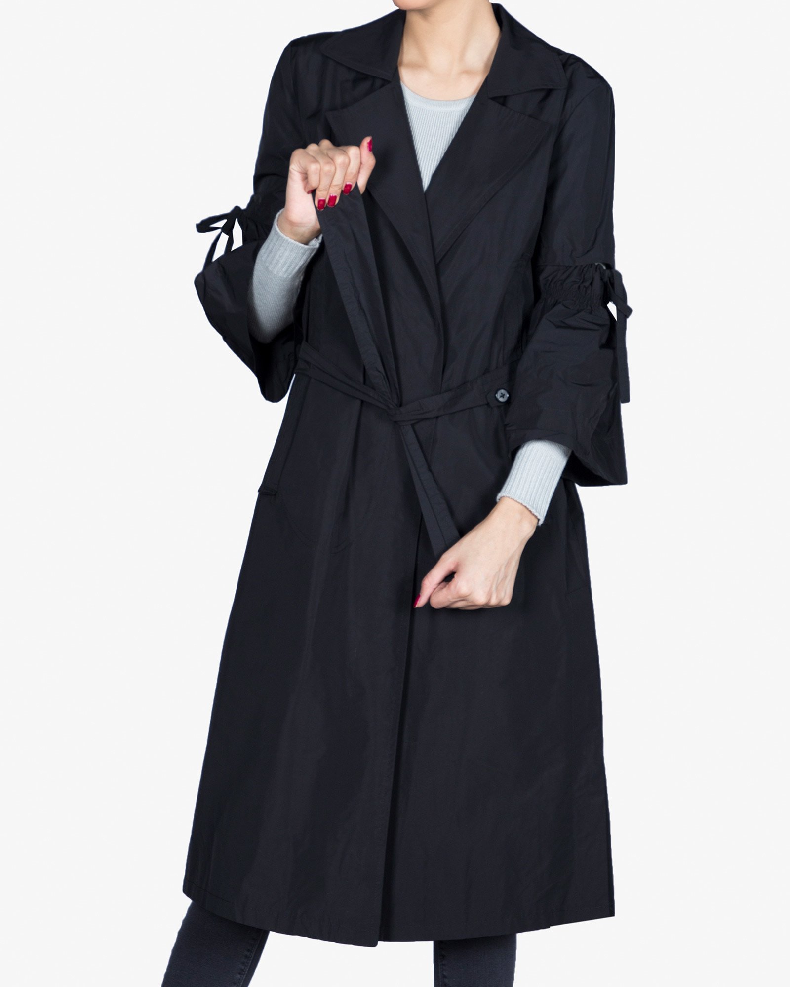 بارانی زنانه بلند یقه انگلیسی - مشکی - رو به رو