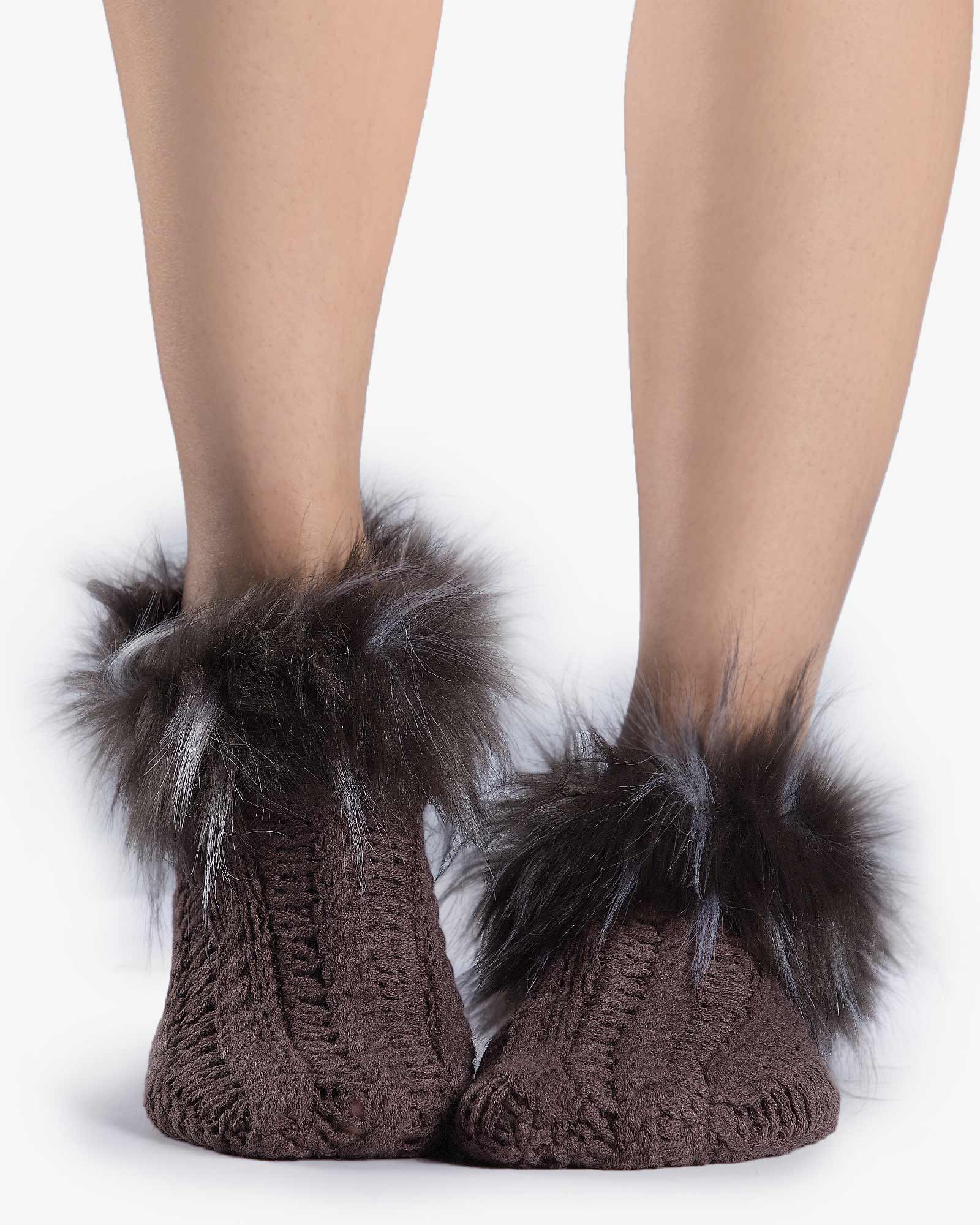 جوراب بافت کوتاه خزدار - کالباسی تیره - رو به رو