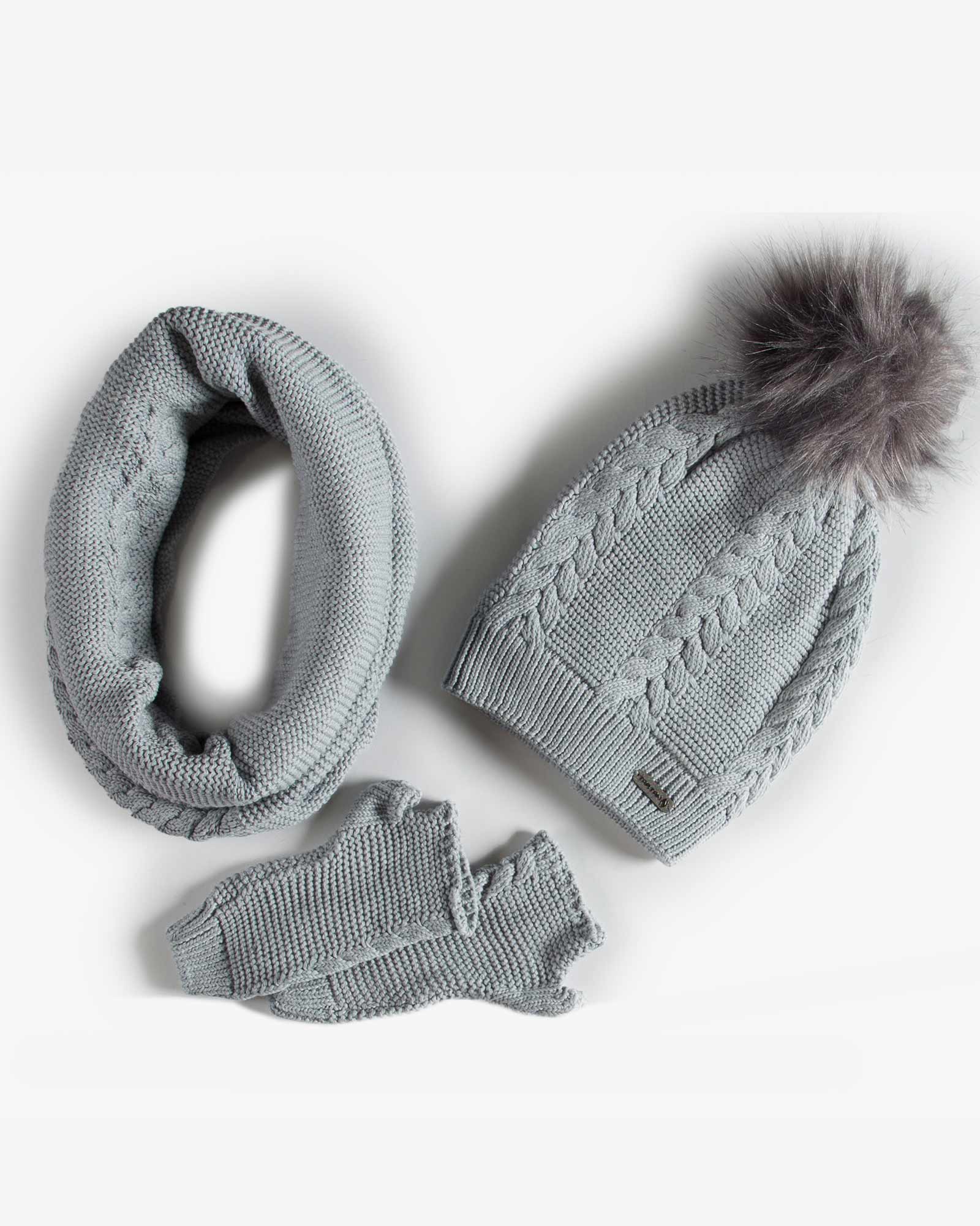 ست کلاه و شال گردن و دستکش بافتنی ساده - طوسی کمرنگ - رو به رو