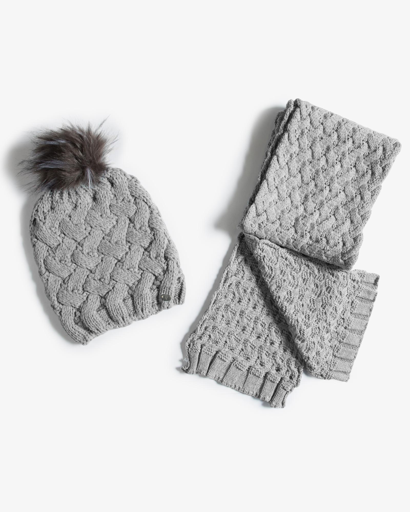 شال گردن و کلاه بافت طرح حصیری - طوسی کمرنگ - شال گردن و کلاه