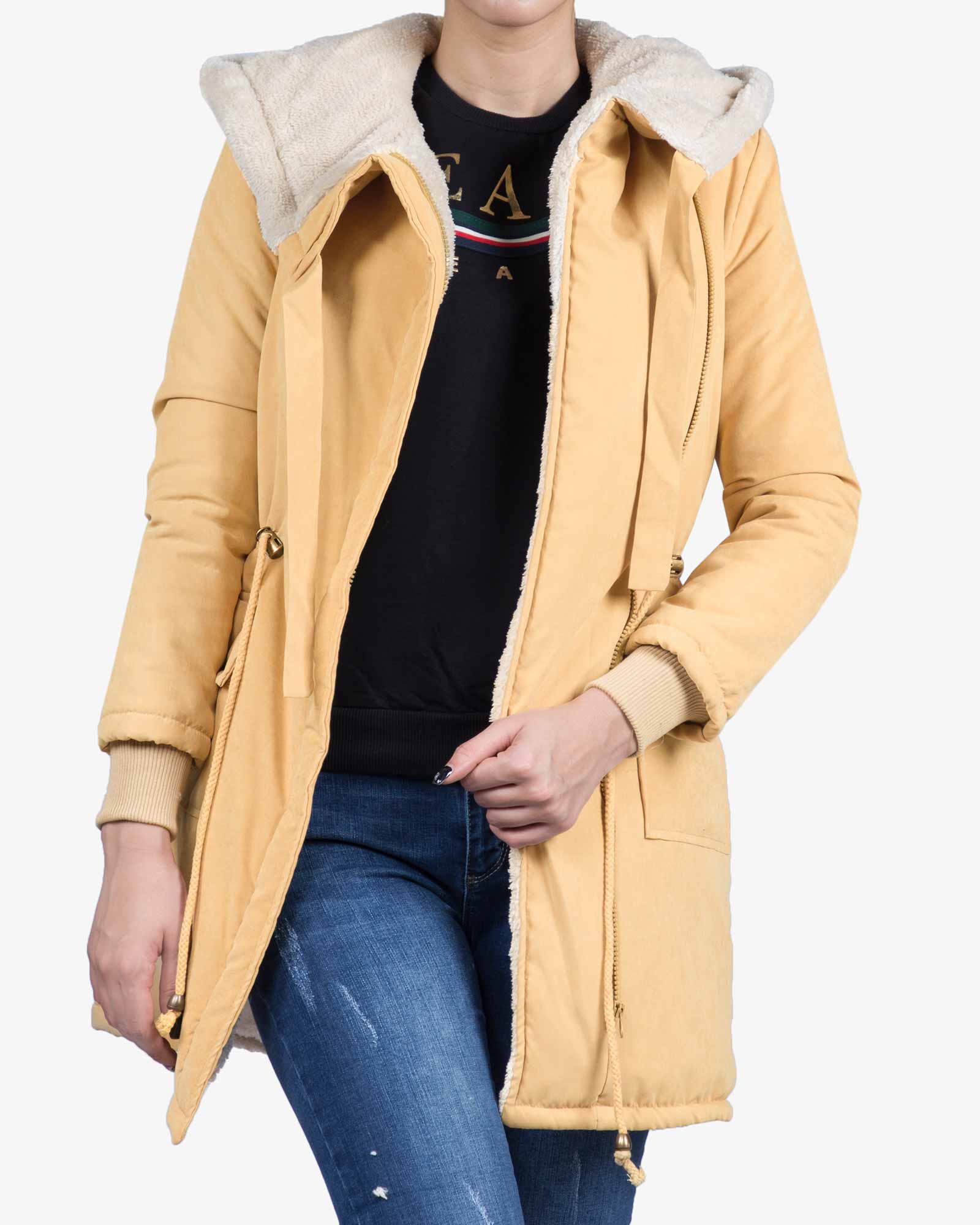 کاپشن زنانه کلاه دار تو کرکی - عسلی - جلو