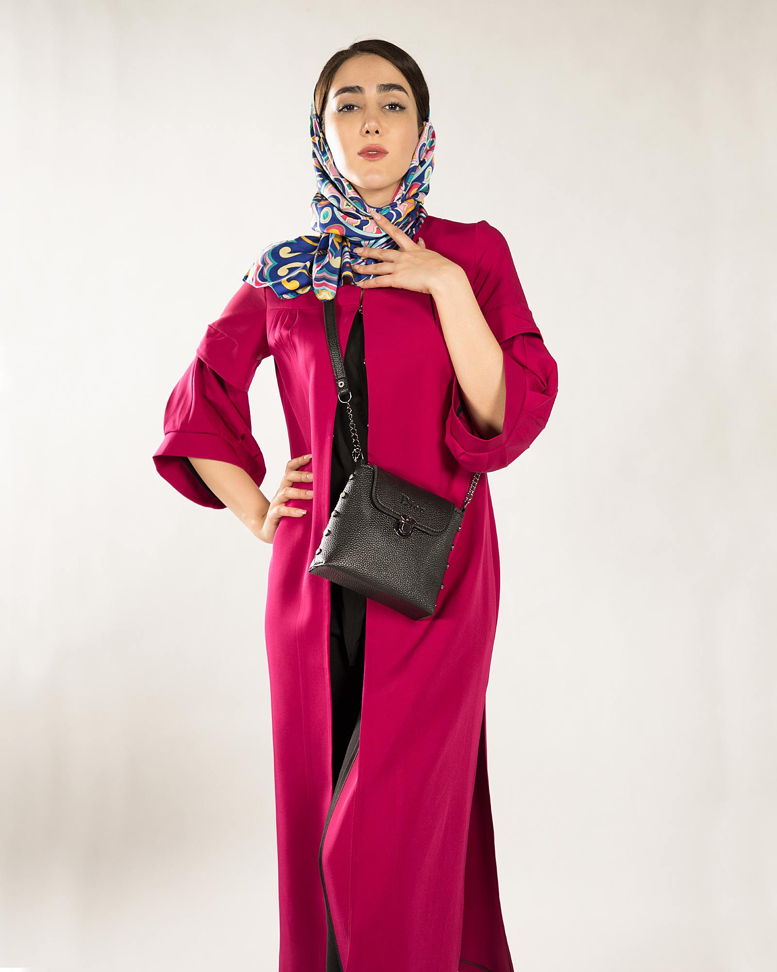 مانتو بلند دخترانه ساده - سرخابی - محیطی زنانه