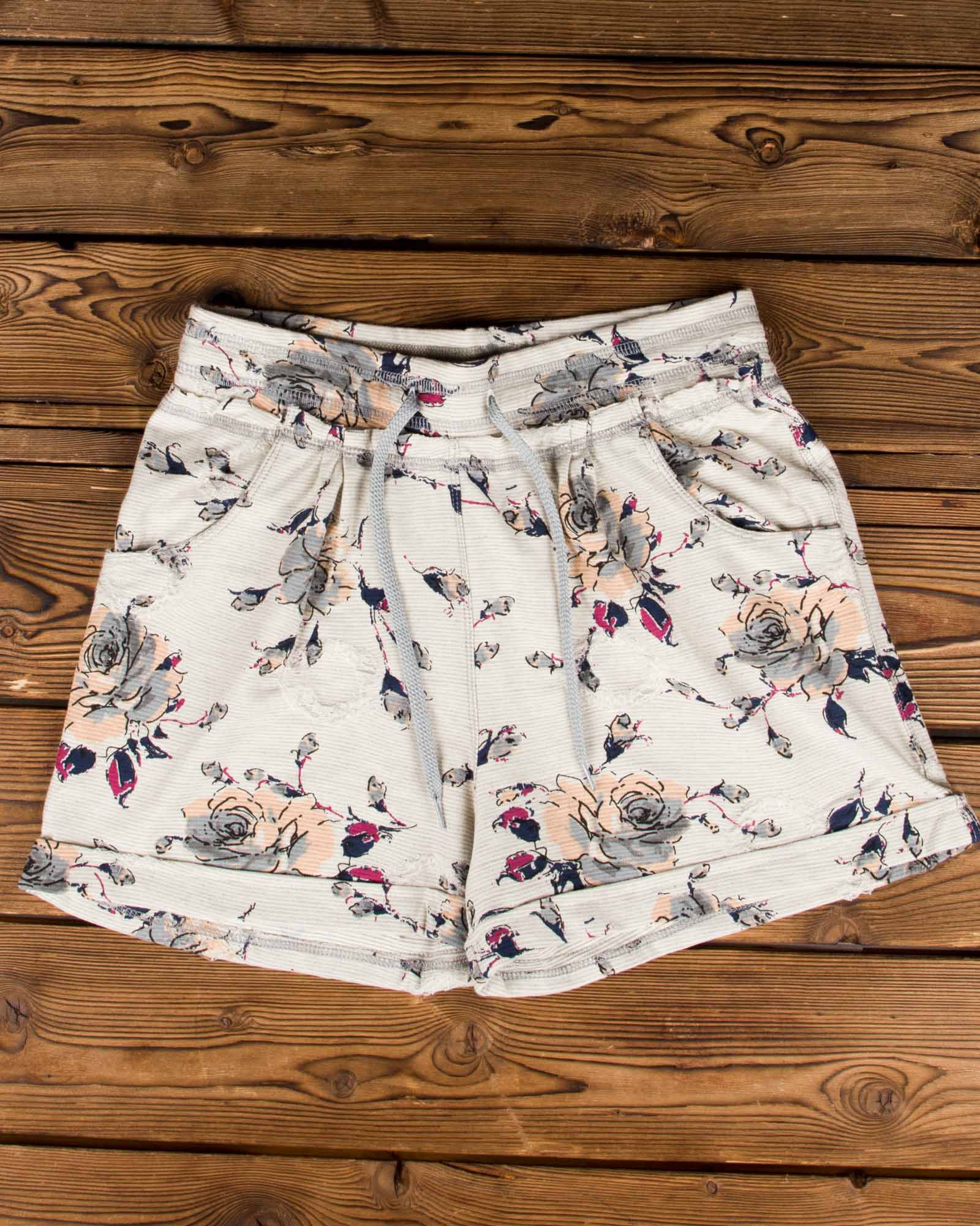 شلوارک کوتاه گلدار زنانه - هلویی سیر - جزییات