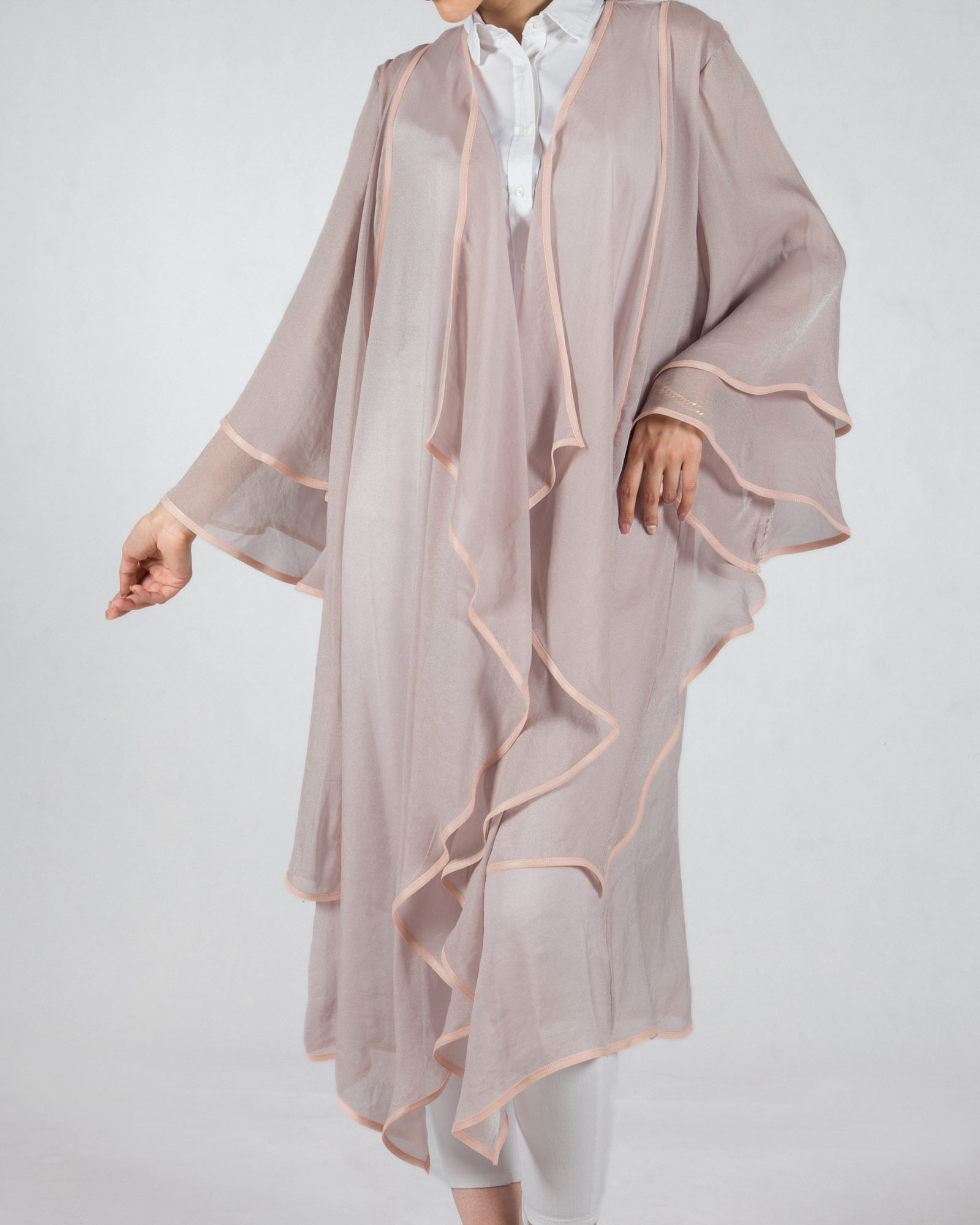 مانتو مجلسی حریر زنانه - صورتی پاستیلی - رو به رو