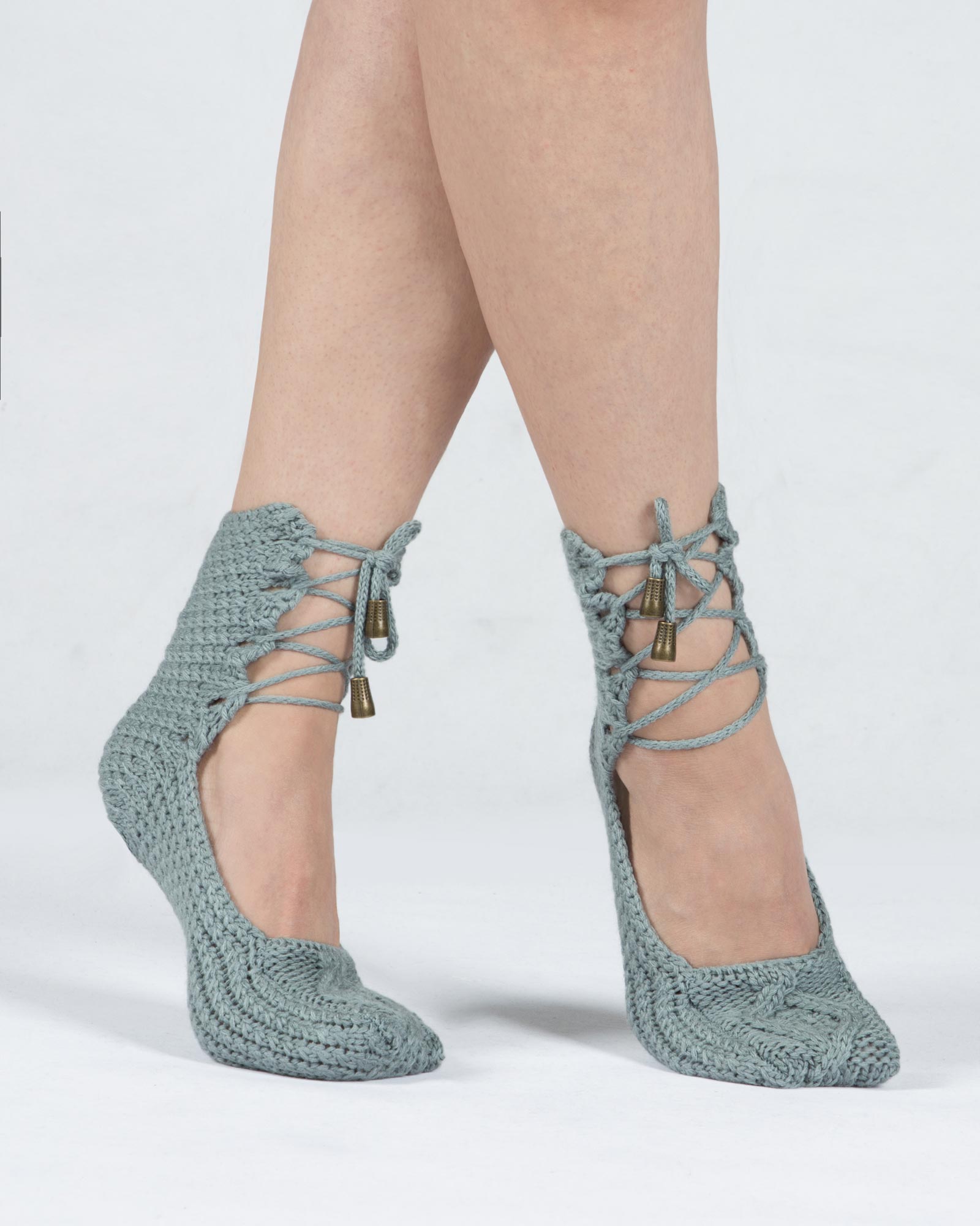 پاپوش بافت زنانه ساده بند دار - طوسی - رو به رو