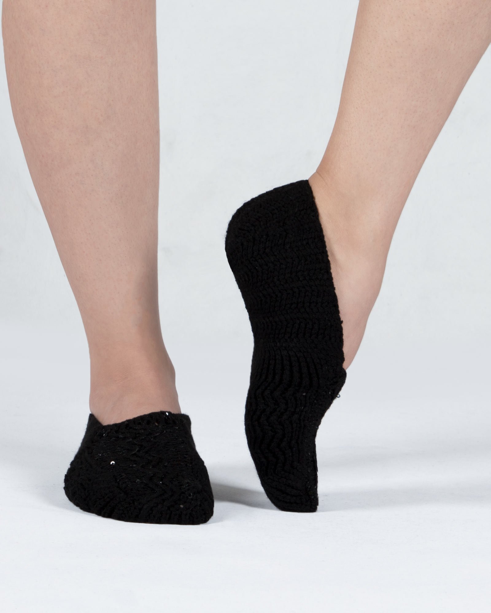 پاپوش بافت زنانه پولک دار - مشکی - رو به رو