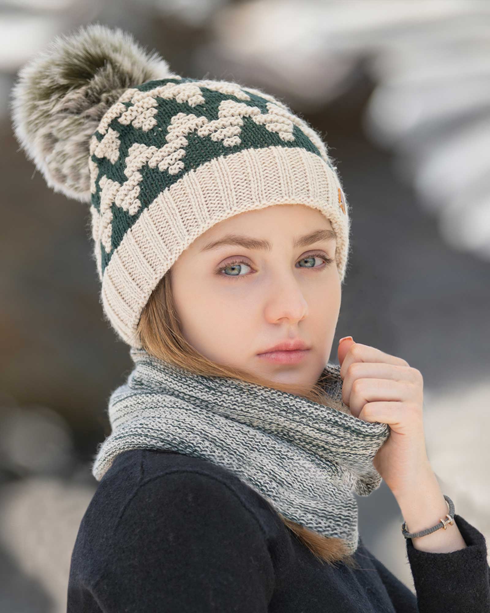 کلاه و شال گردن رینگی بافت طرح دار - یشمی - زنانه