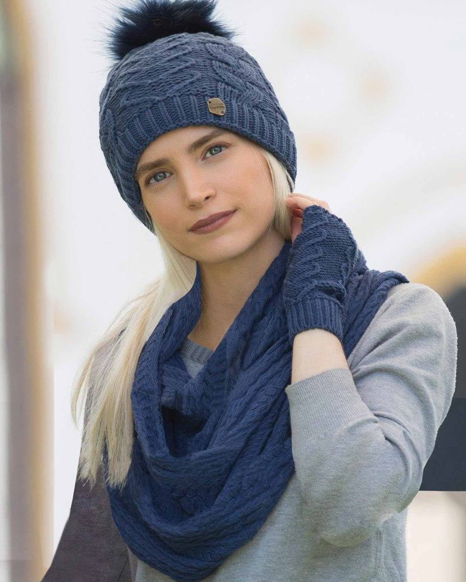 ست کلاه و شال بافت و دستکش - نیلی - محیطی