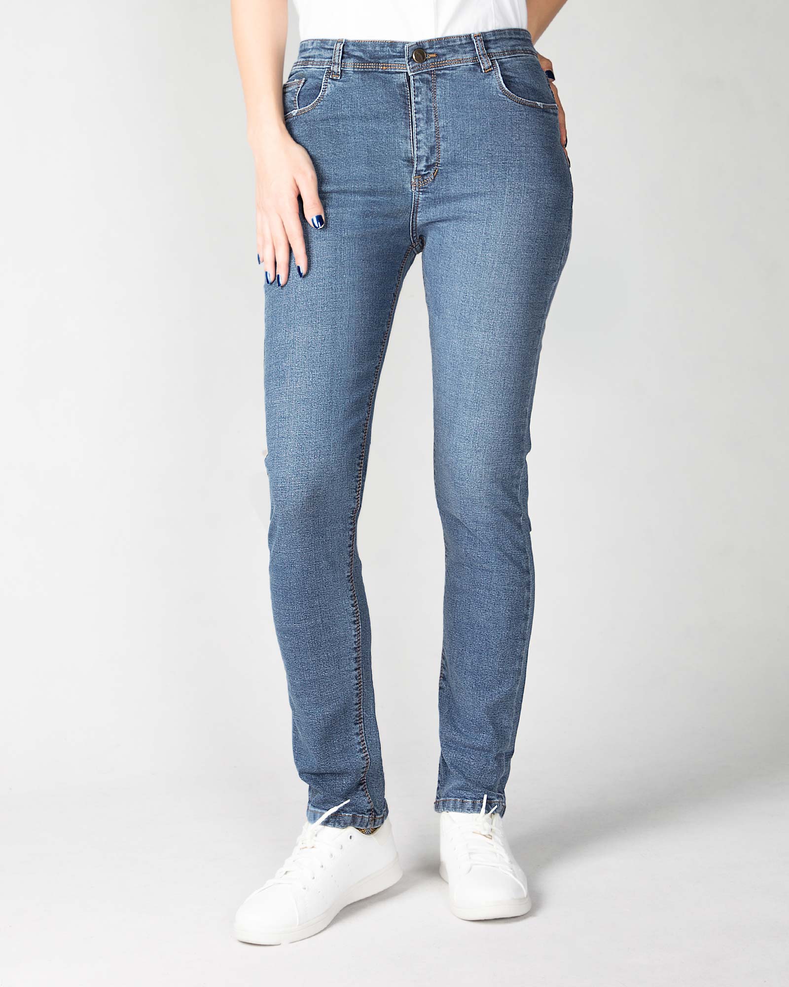 شلوار جین راسته آبی زنانه- رو به رو