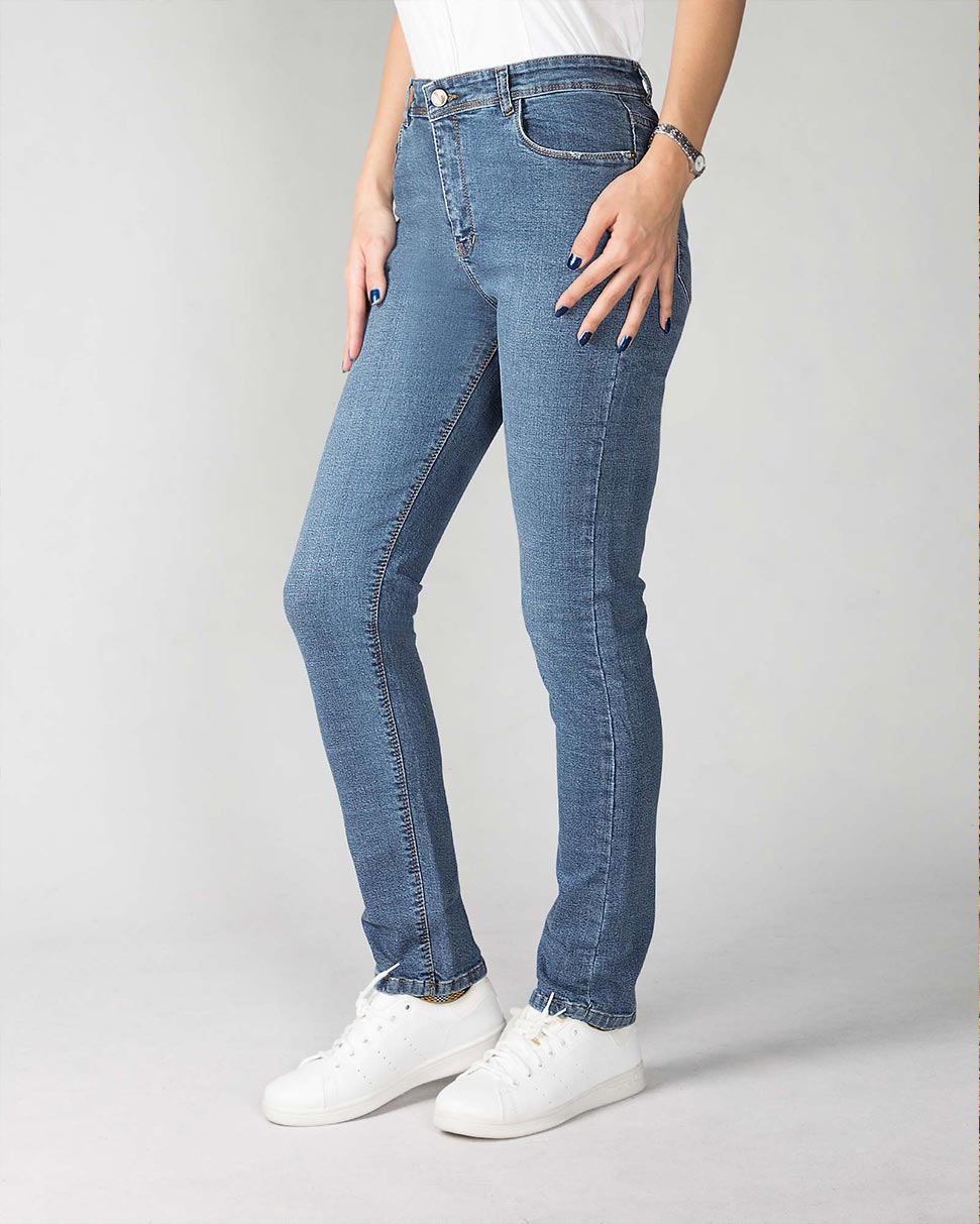 شلوار جین راسته آبی زنانه- نیم رخ