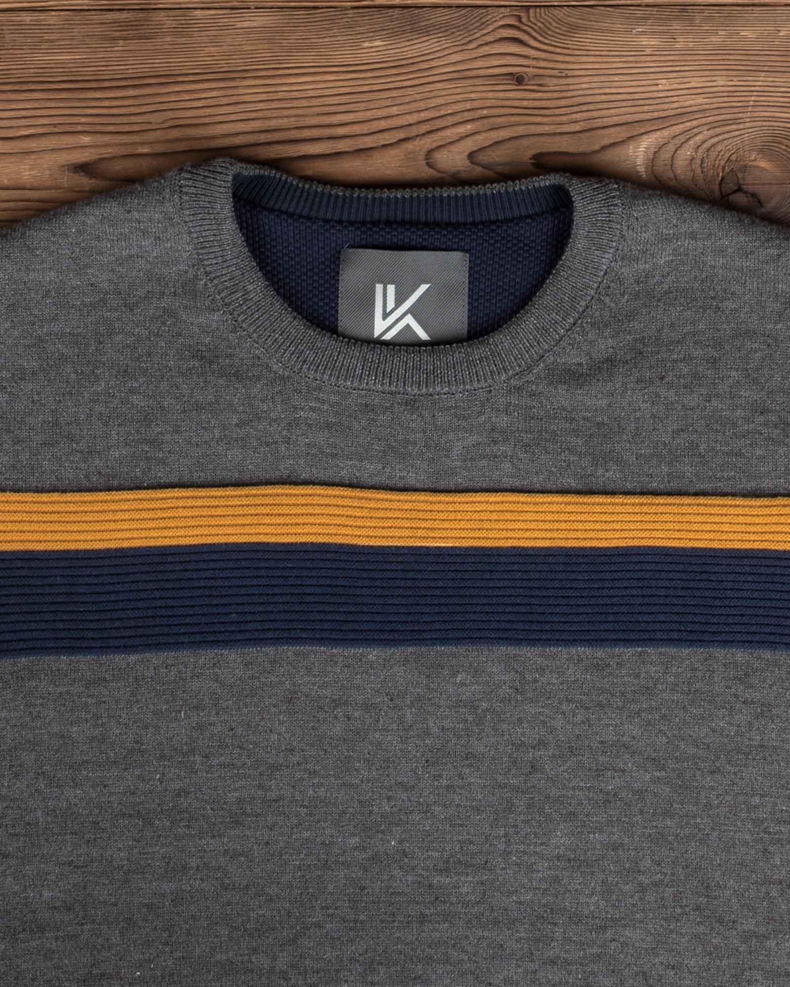 پلیور بافت نازک طرح‌دار مردانه - خاکستری - یقه مردانه طرح‌دار