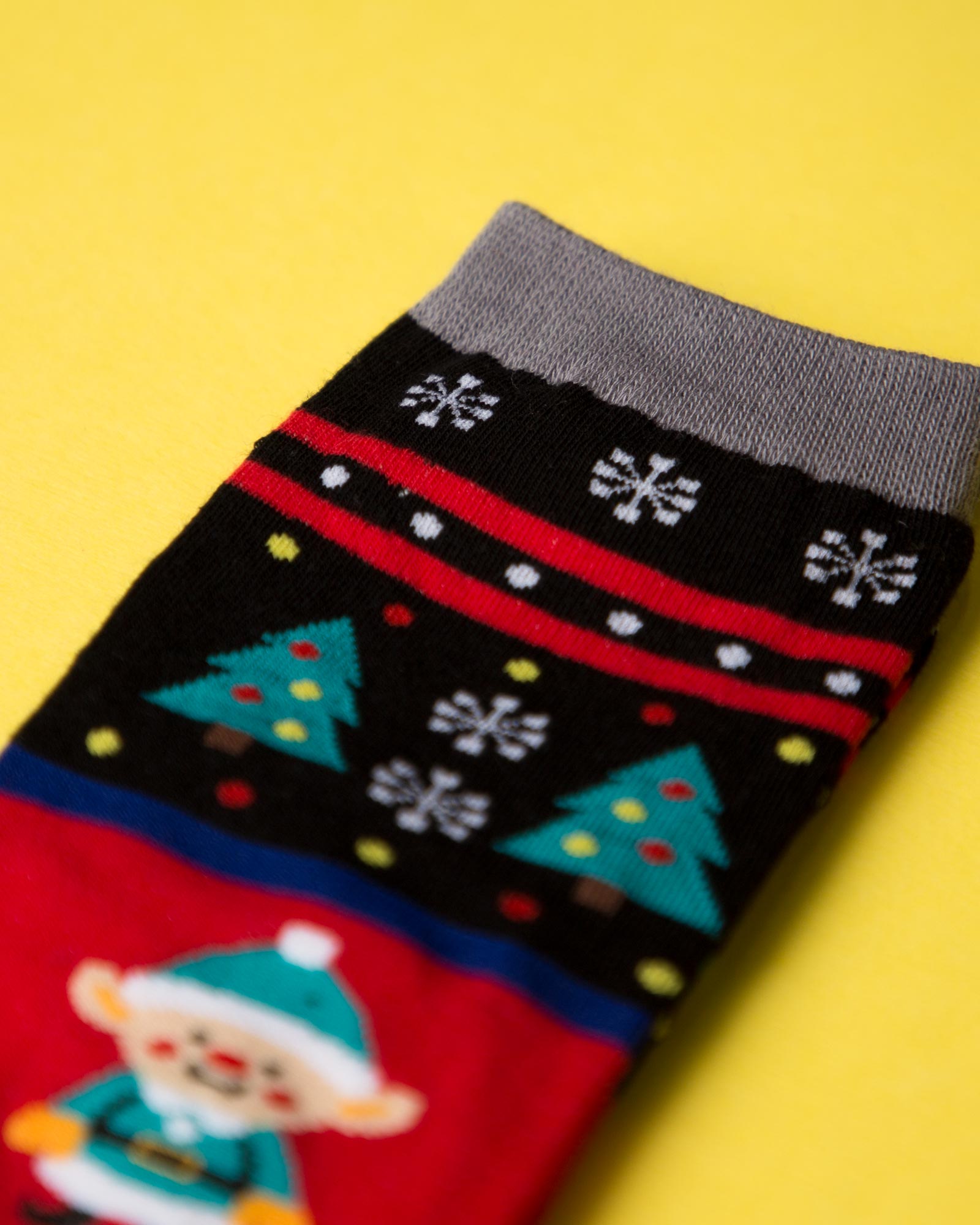 جوراب نخی طرح‌دار درخت کاج - مشکی - رنگارنگ