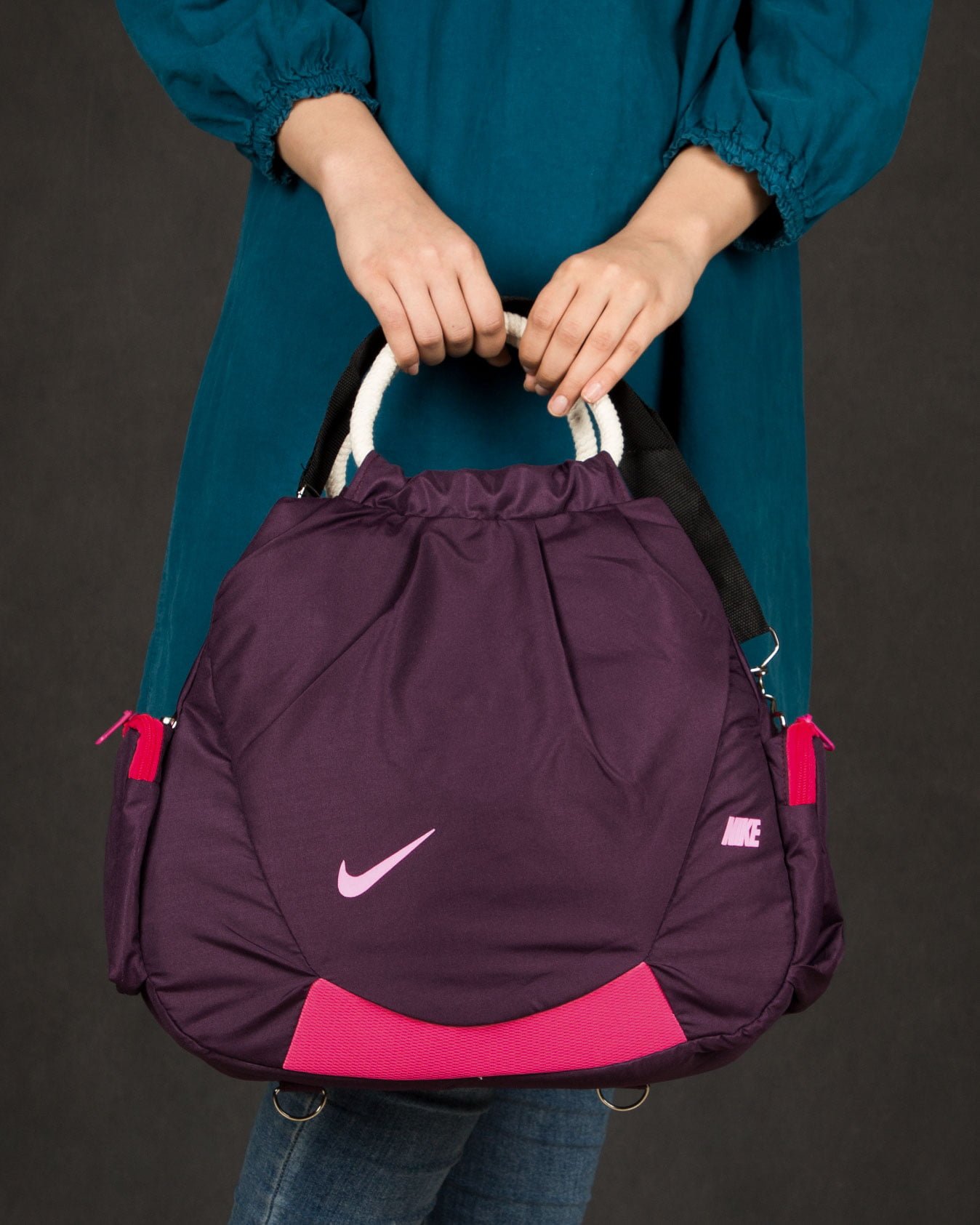 کیف ورزشی زنانه طرح نایک - بنفش - محیطی