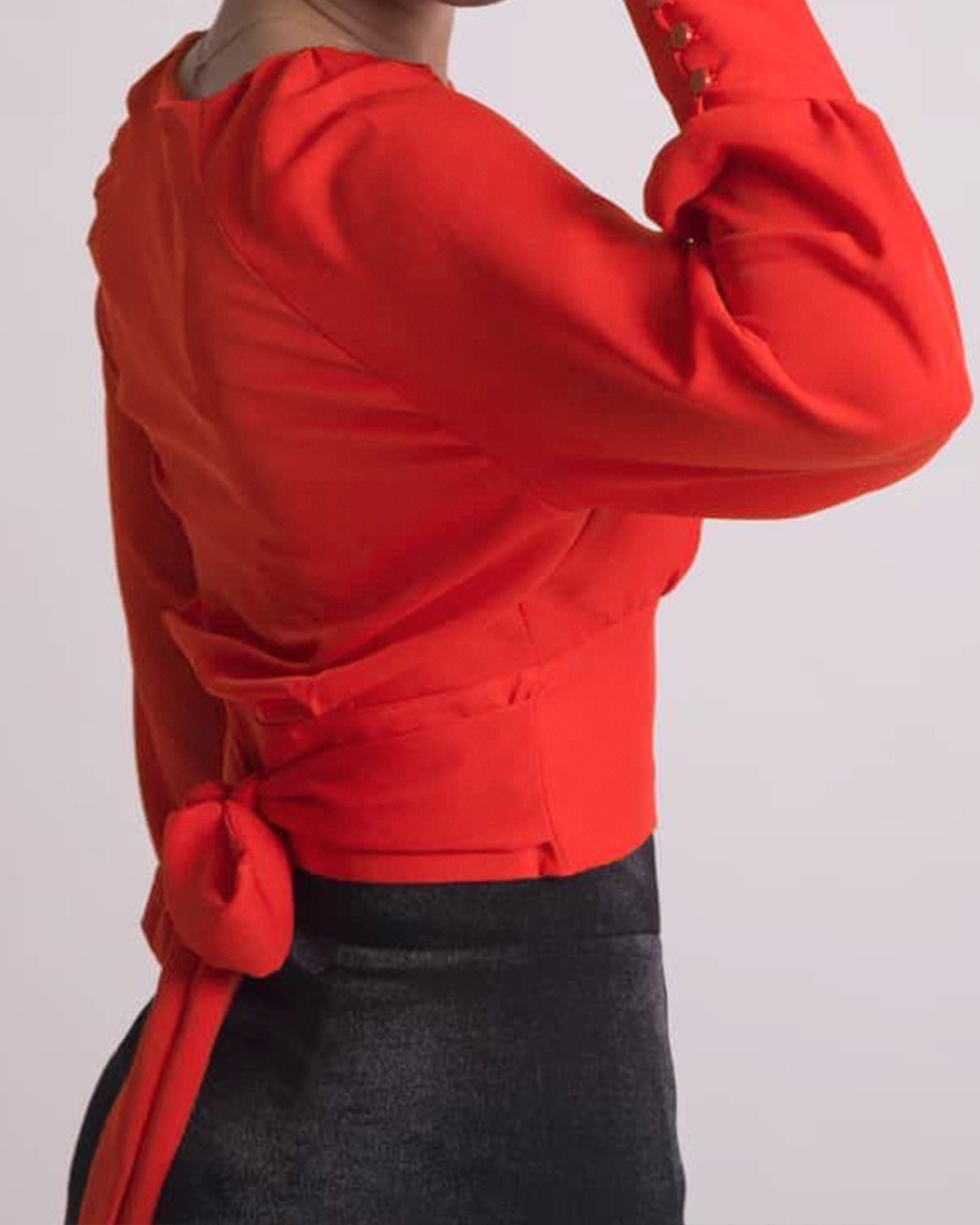 بلوز زنانه یقه گرد قرمز-بغل-محیطی