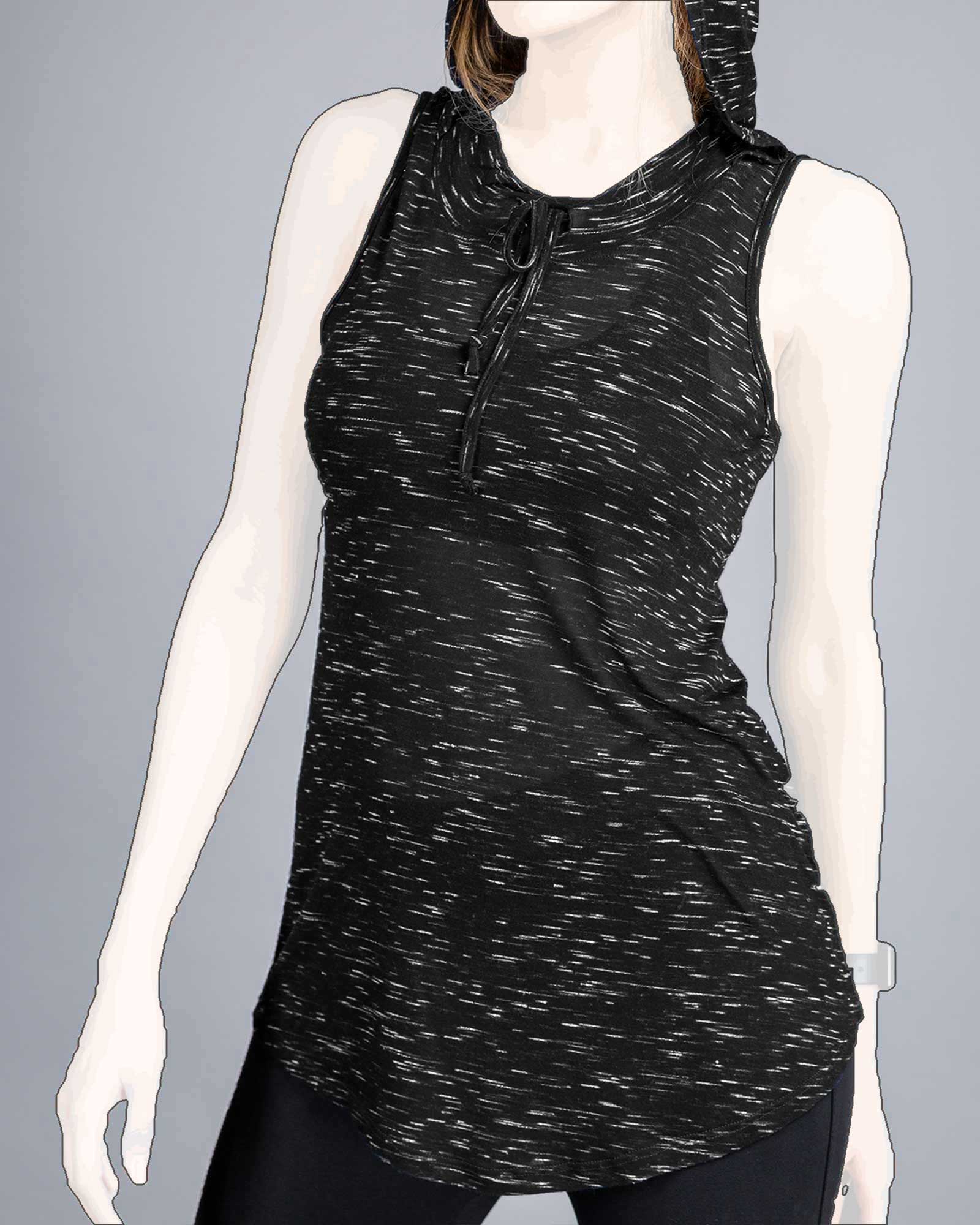 تاپ اسپرت کلاه‌دار-مشکی-روبه رو