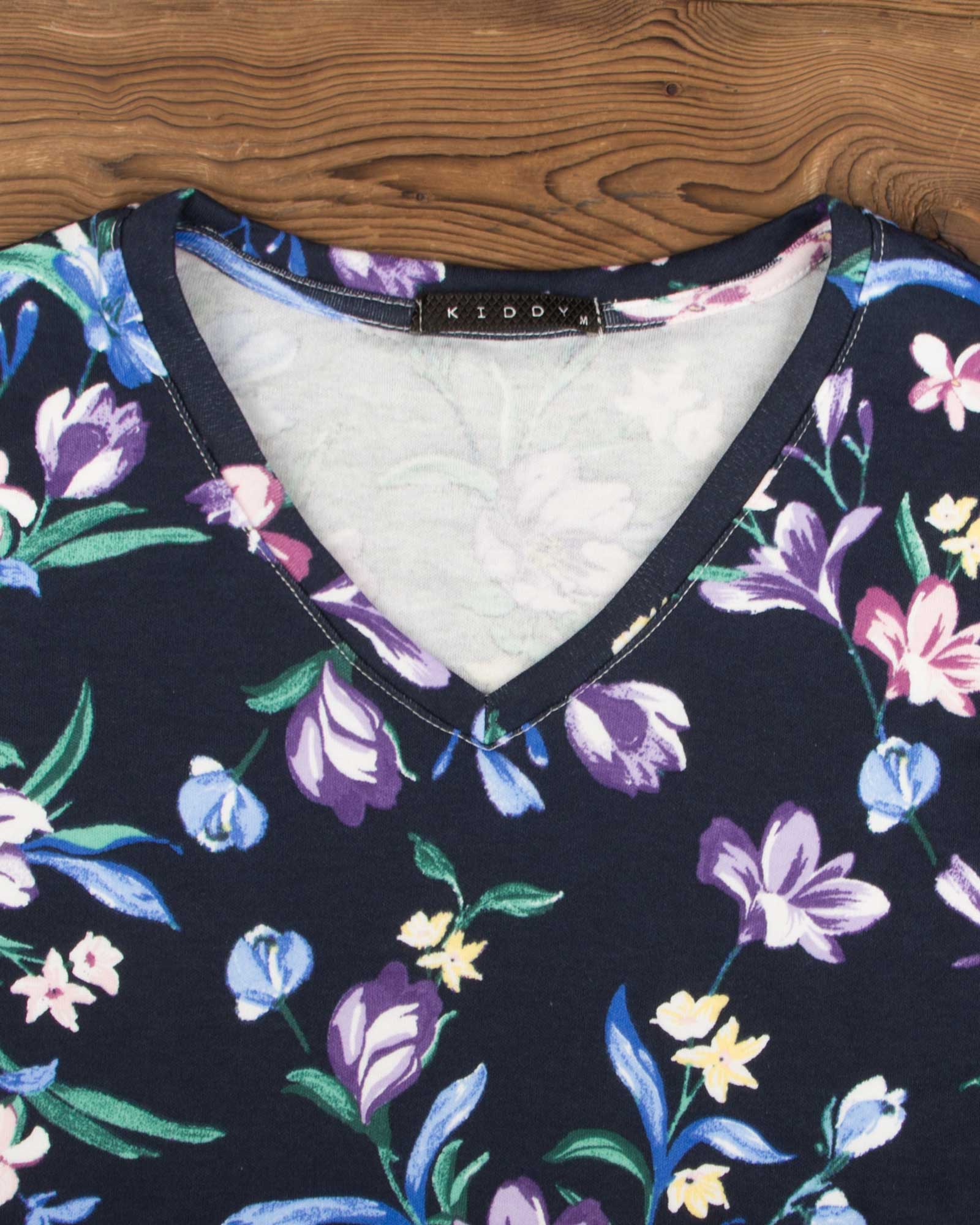 ست بلوز شلوار طرح دار زنانه- سرمه ای - روبه-رو