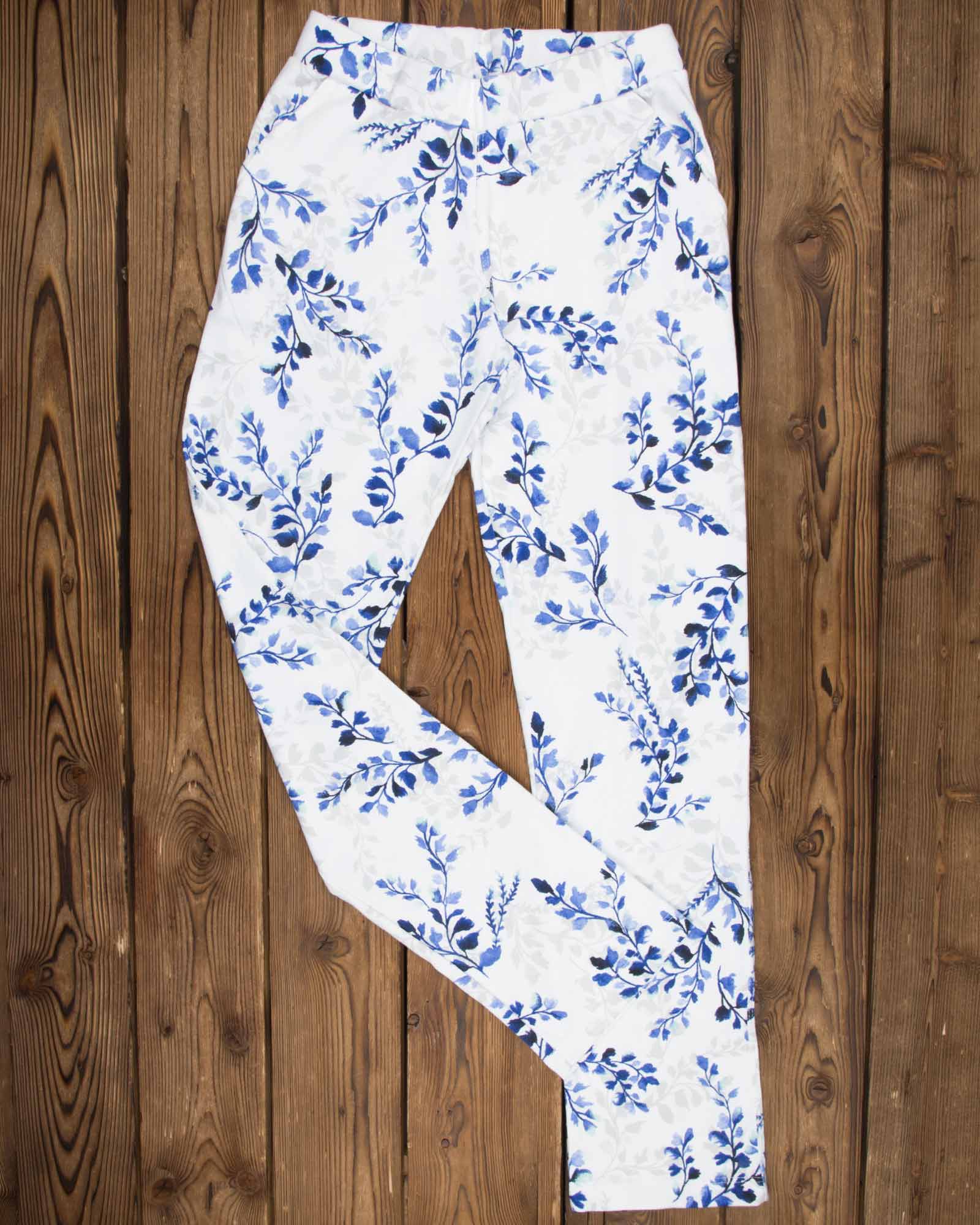 شلوار طرح دار زنانه - سفید - روبه-رو