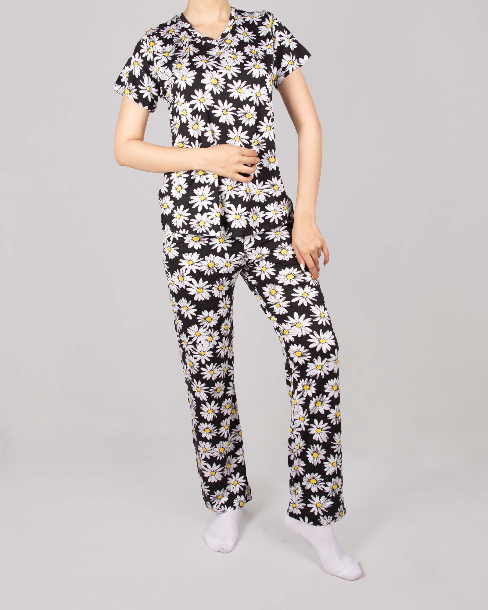 بلوز شلوار نخی زنانه- سفید- روبرو