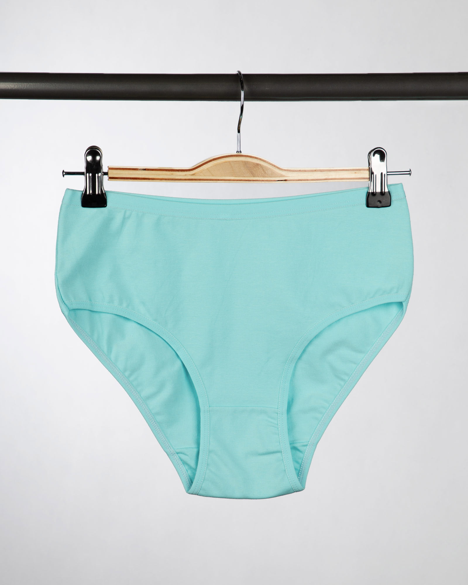 شورت زنانه مدل فرانسوی- آبی روشن- روبرو