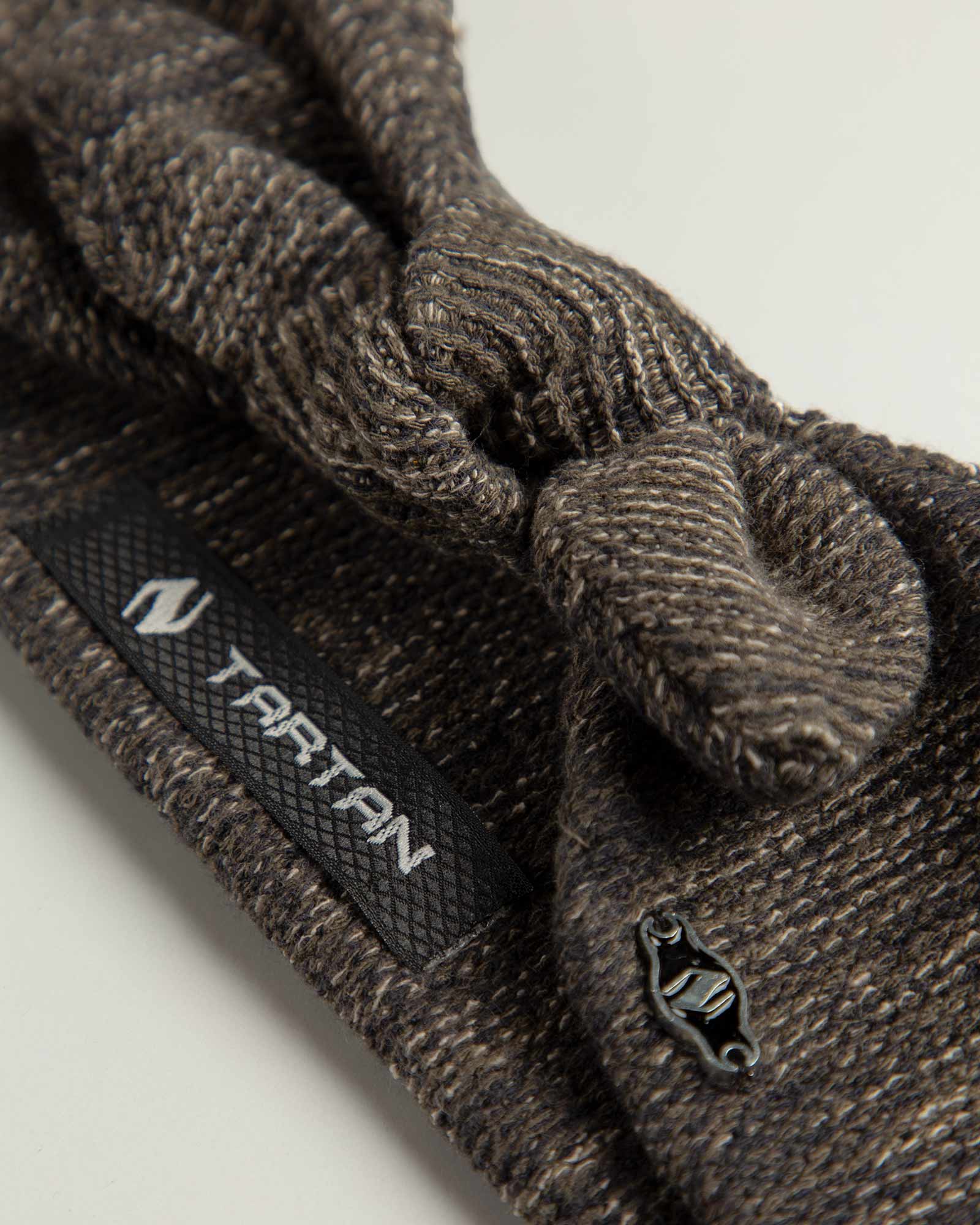 هدبند بافت - زیتونی سیر- نمای نزدیک