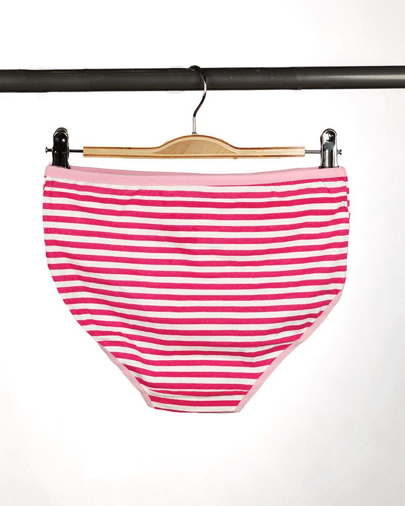 شورت زنانه W28-T7- ارغوانی روشن (2)