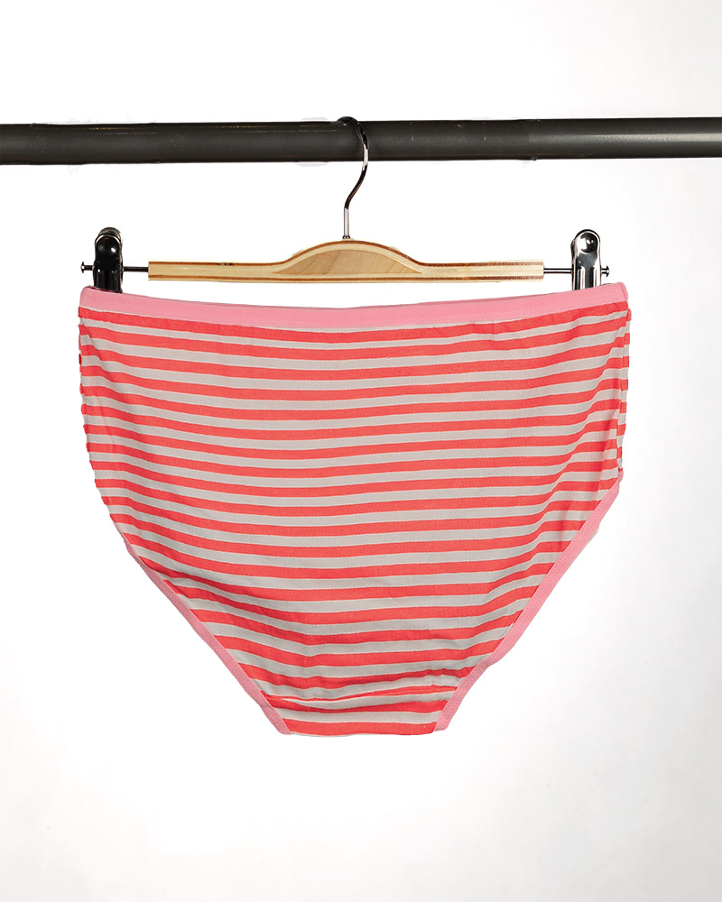 شورت زنانه W28-T7- صورتی تیره (2)