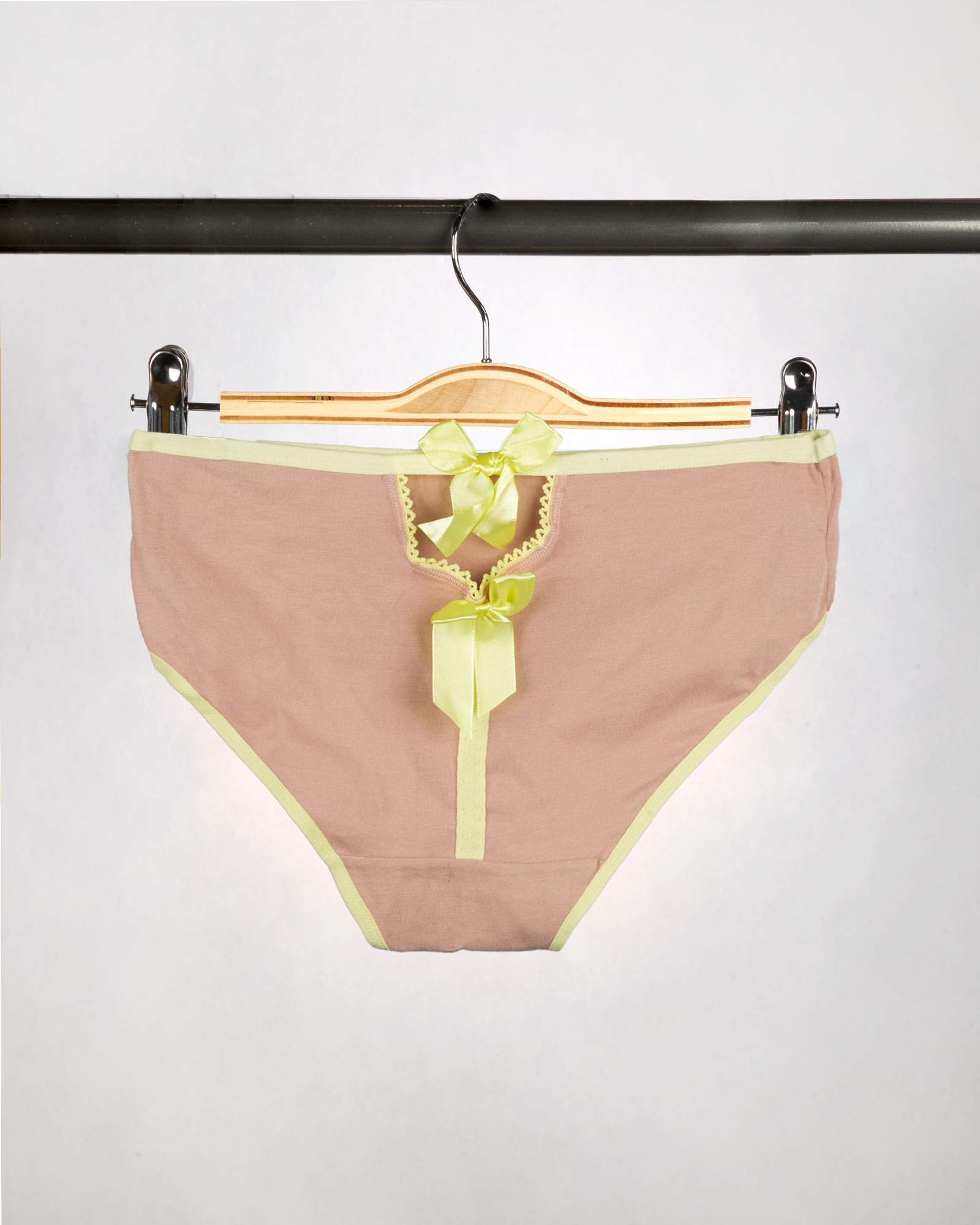 شورت زنانه W28-T5- خاکی (2)