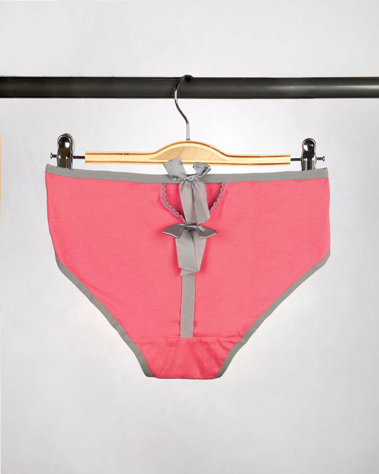 شورت زنانه W28-T5- صورتی تیره (4)