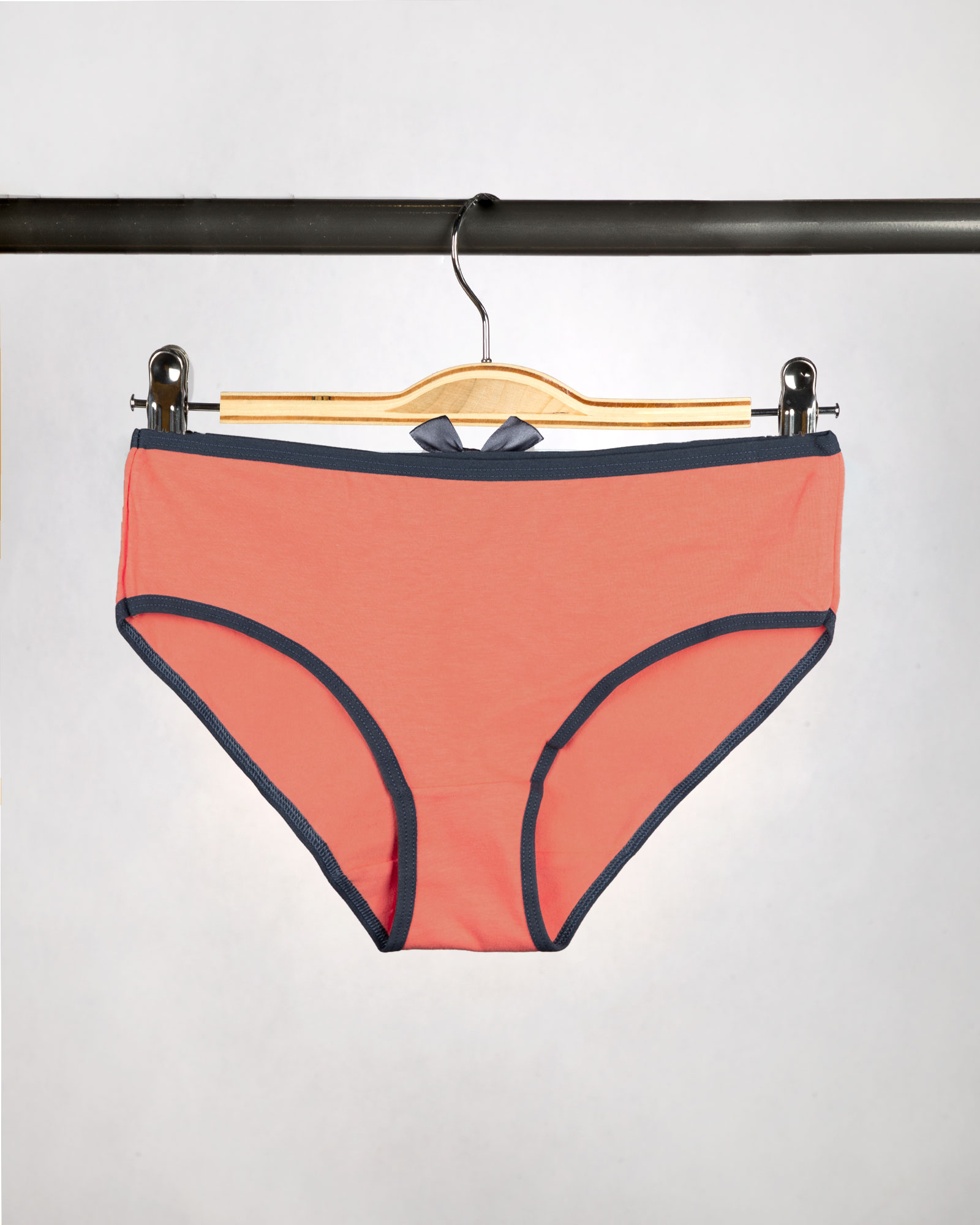 شورت زنانه W28-T5- هلویی سیر (2)