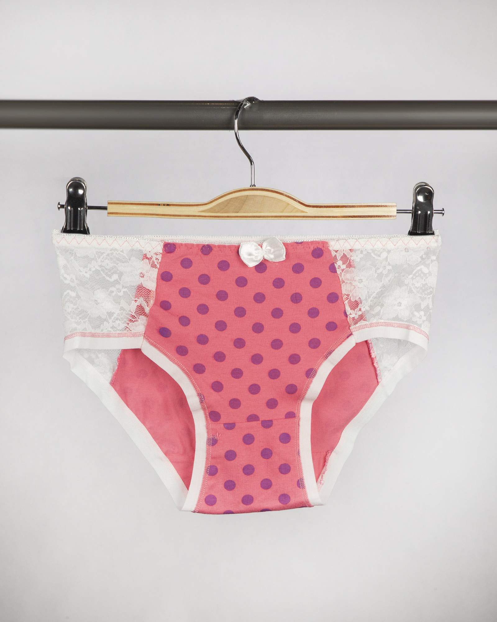 شورت زنانه W28-T1- صورتی تیره (1)