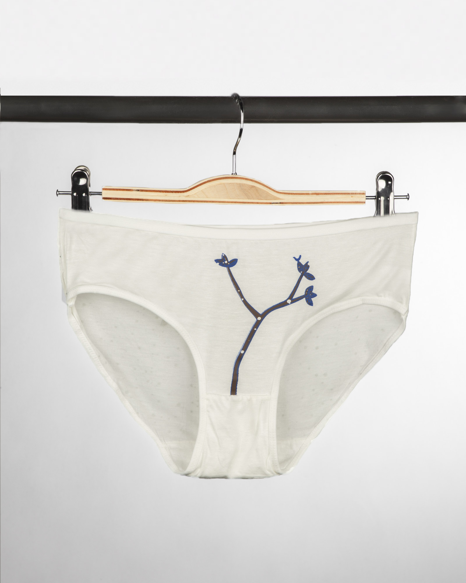 شورت زنانه W28-T10- سفید (3)