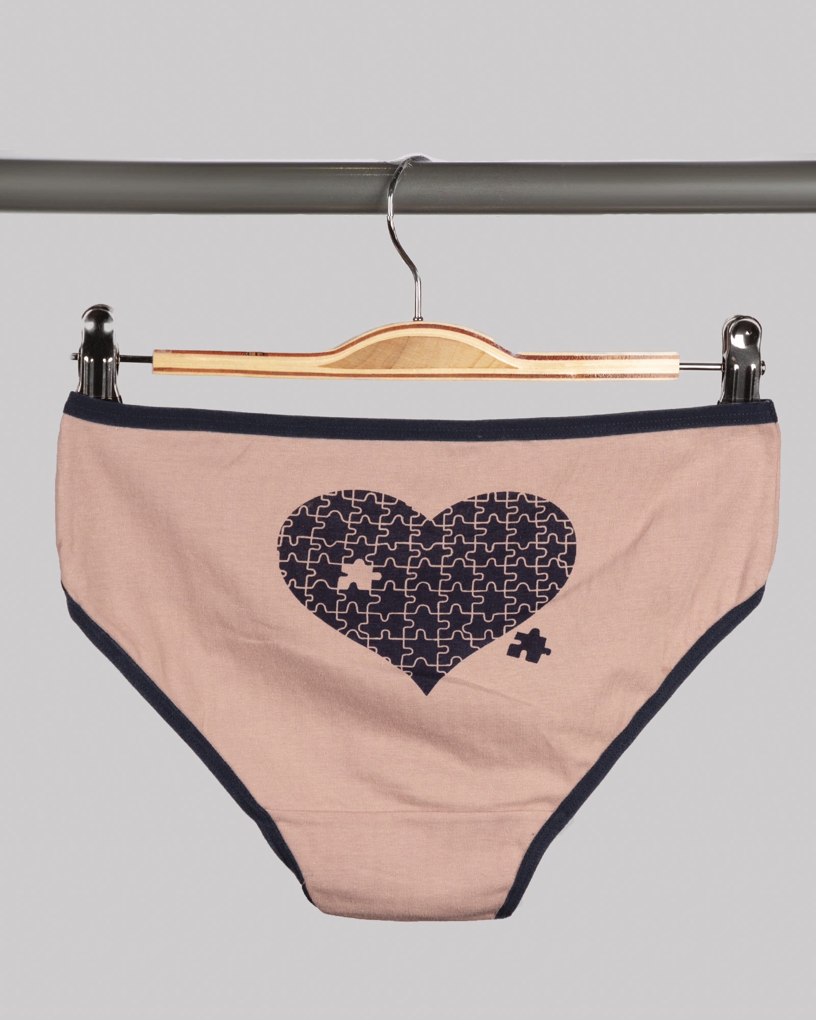 شورت زنانه W28-T2- خاکی (1)