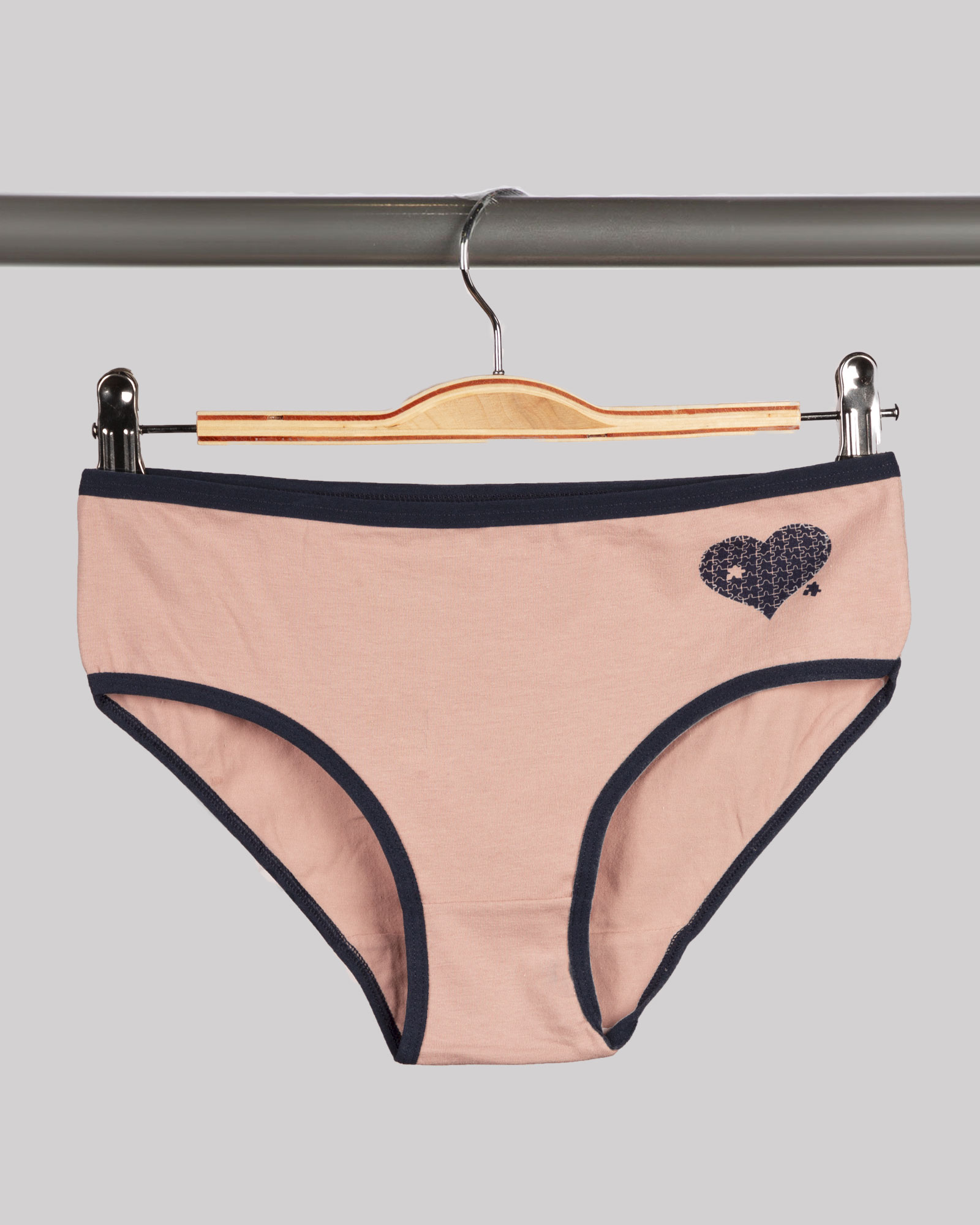 شورت زنانه W28-T2- خاکی (2)