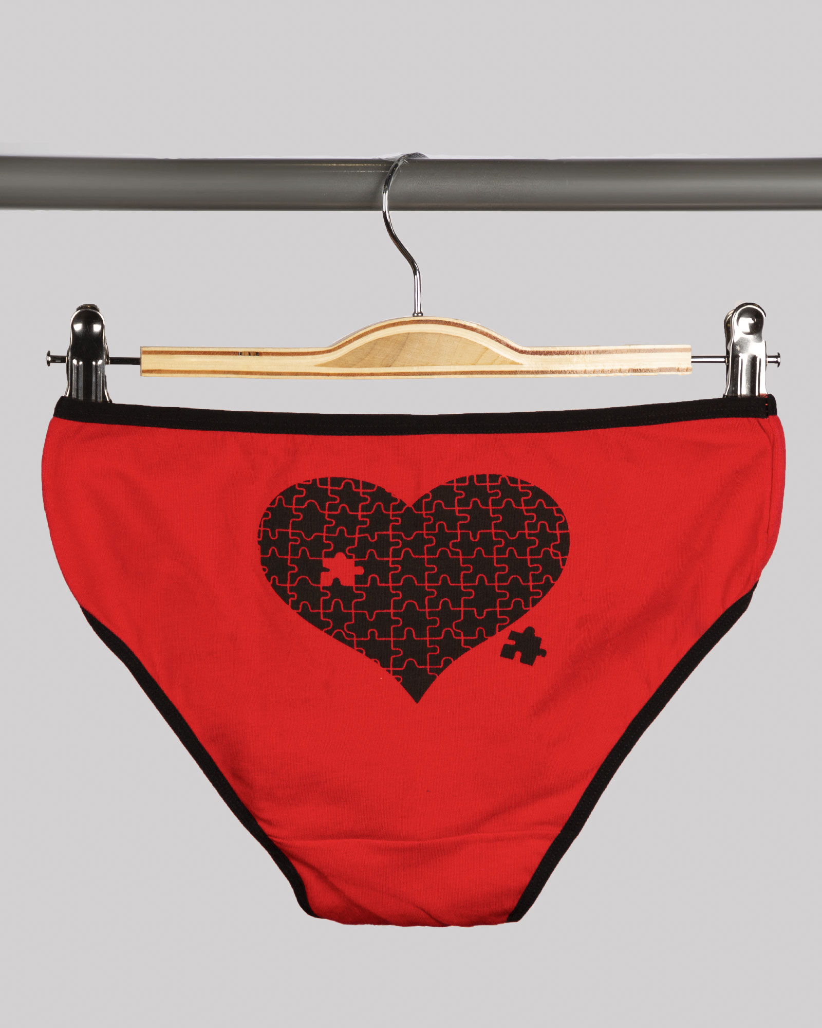 شورت زنانه W28-T2- قرمز (1)