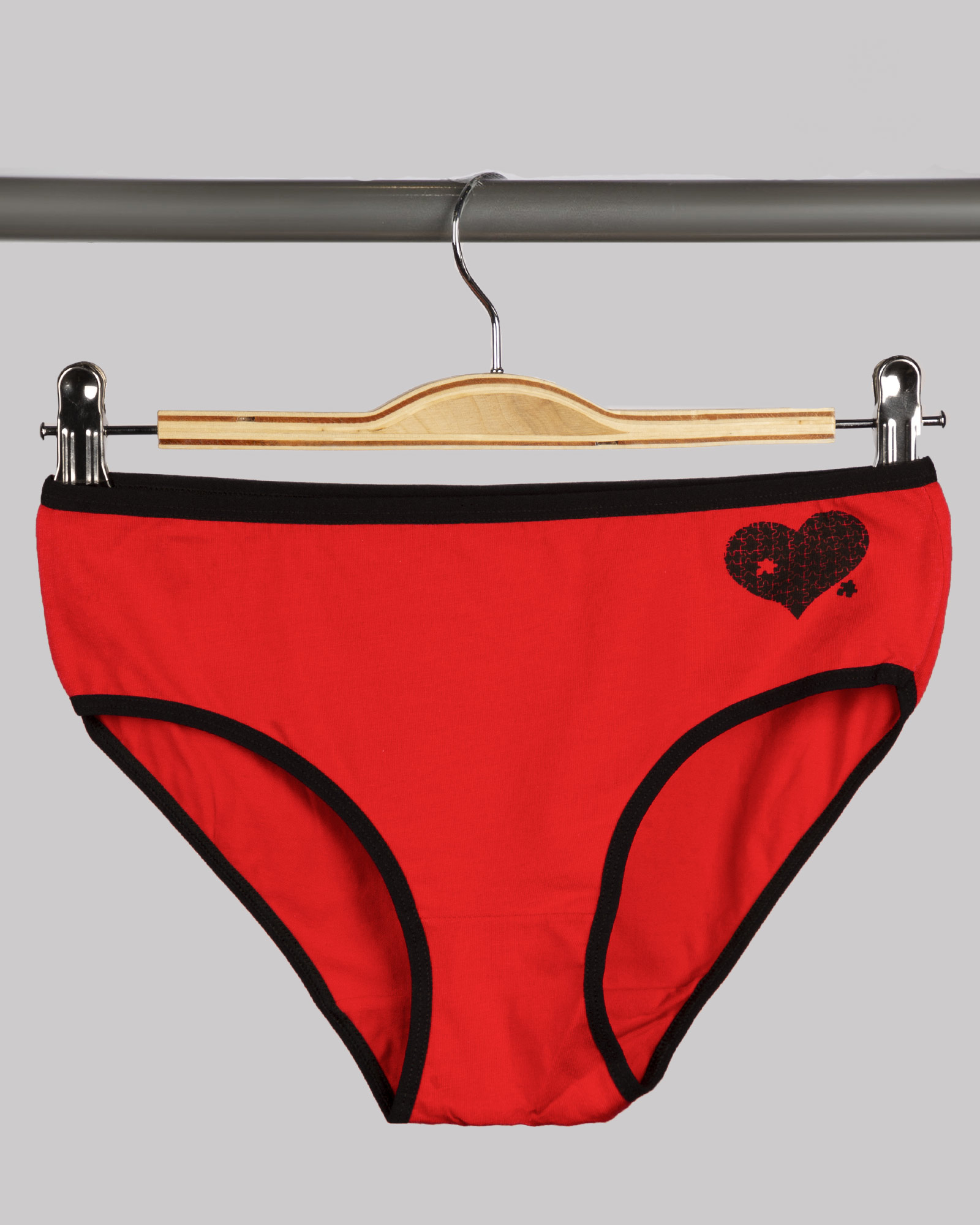 شورت زنانه W28-T2- قرمز (2)