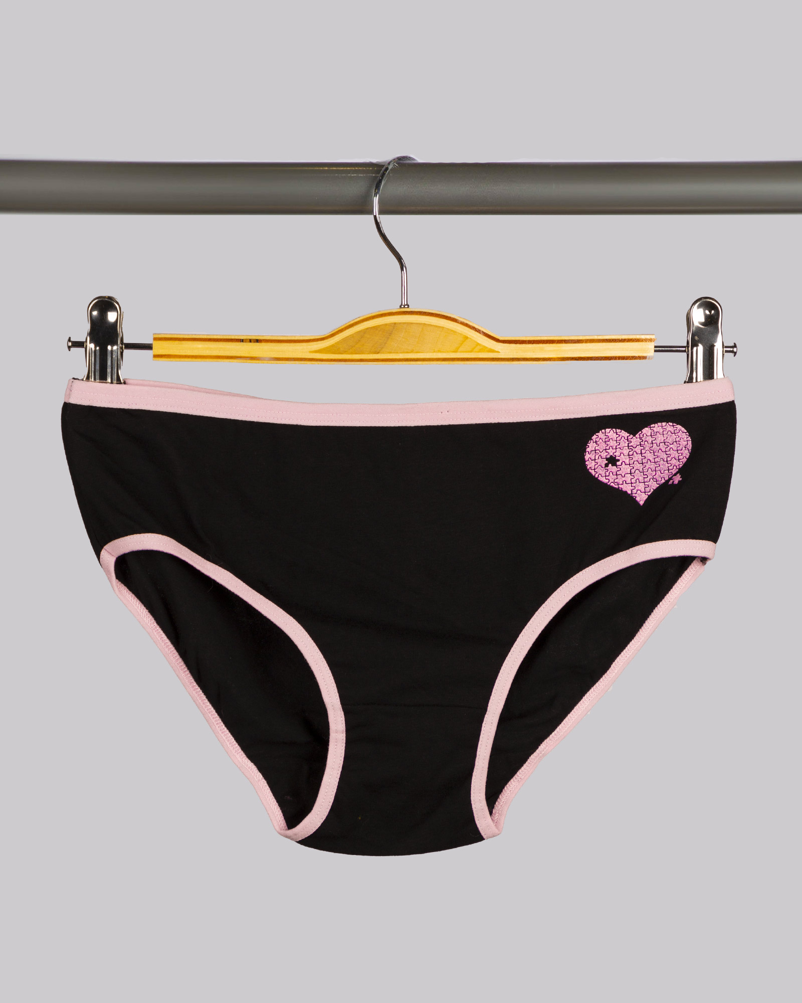 شورت زنانه W28-T2- مشکی (2)