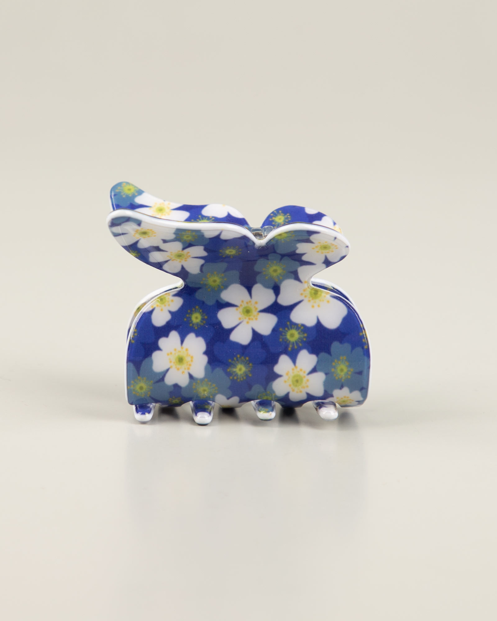 mini clips for hair is very useful for girls and women